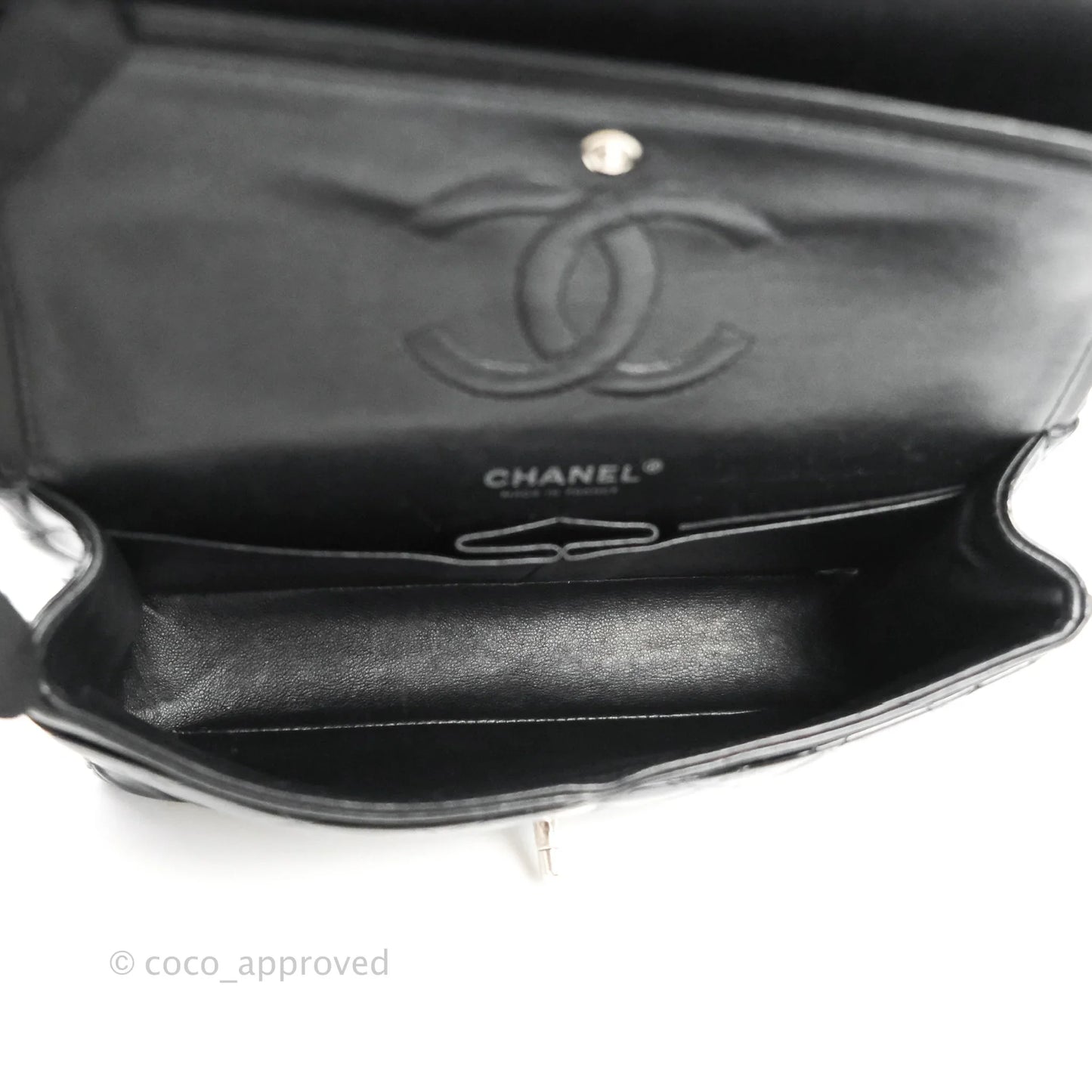 Chanel Classic Quilted M/L Medium Double Flap Black Patent Silver Hardware