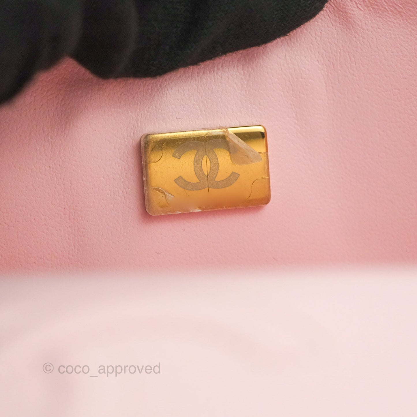 Chanel Small S/M Classic Quilted Flap Pink Caviar Gold Hardware 22S