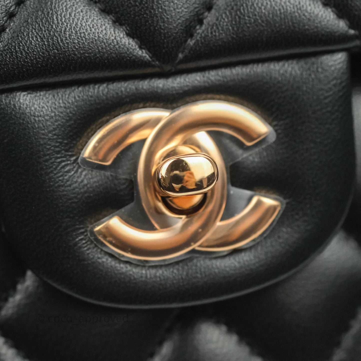 Chanel Classic Small S/M Flap Black Lambskin Rose Pink-Gold Hardware