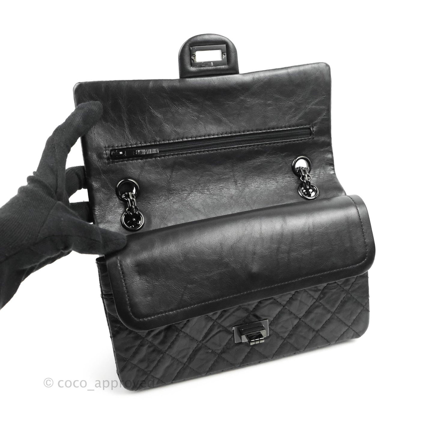 Chanel Reissue 225 Quilted Aged Calfskin So Black