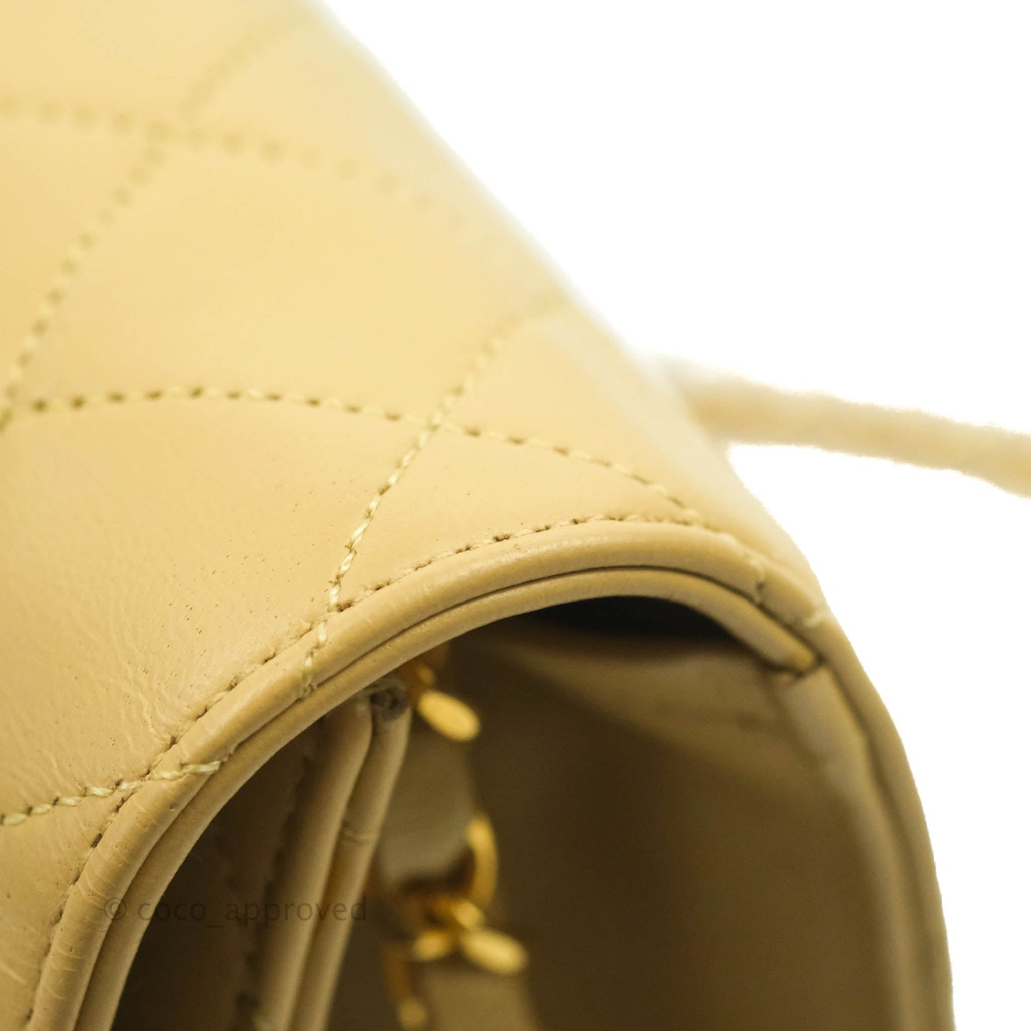 Chanel Vintage Single Flap Beige Lambskin 24K Gold Hardware