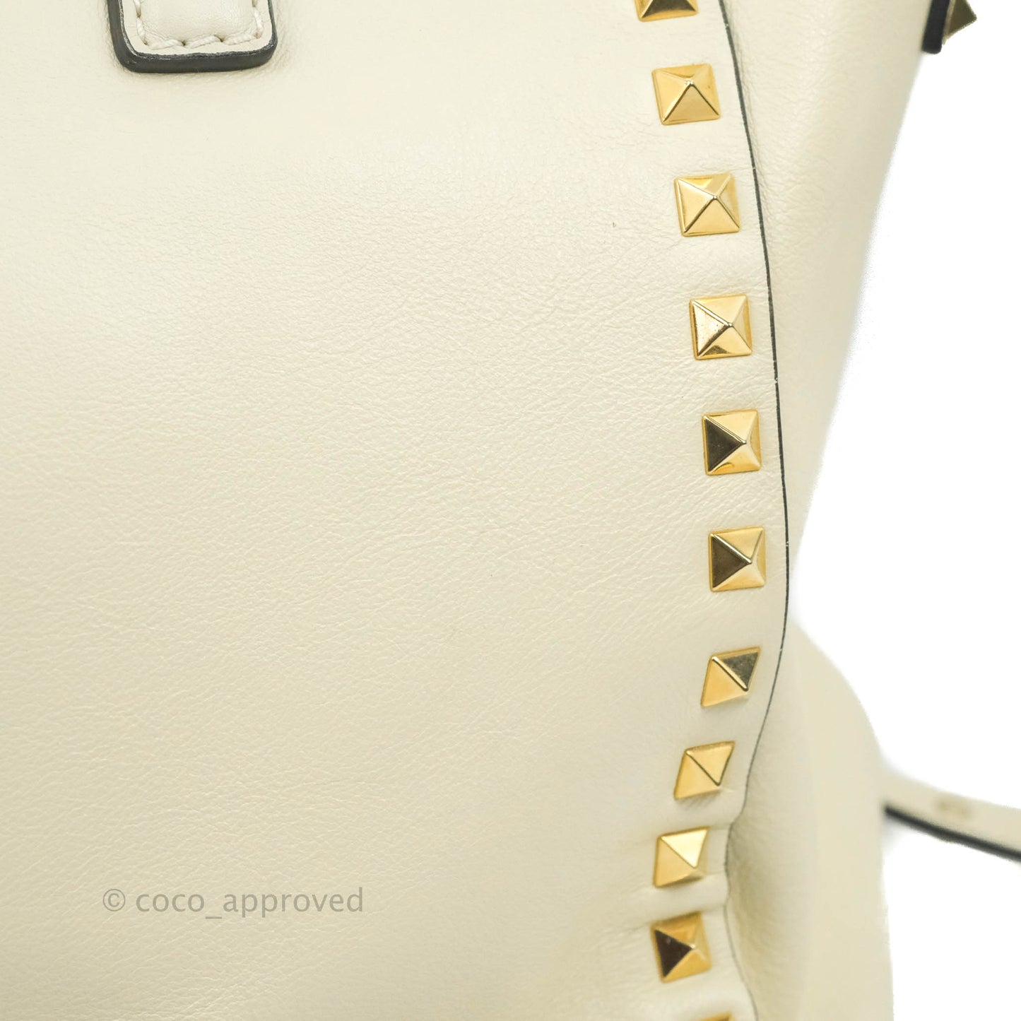 Valentino Garavani Rockstud Mini Trapeze Shoulder Bag White Calfskin Gold Hardware