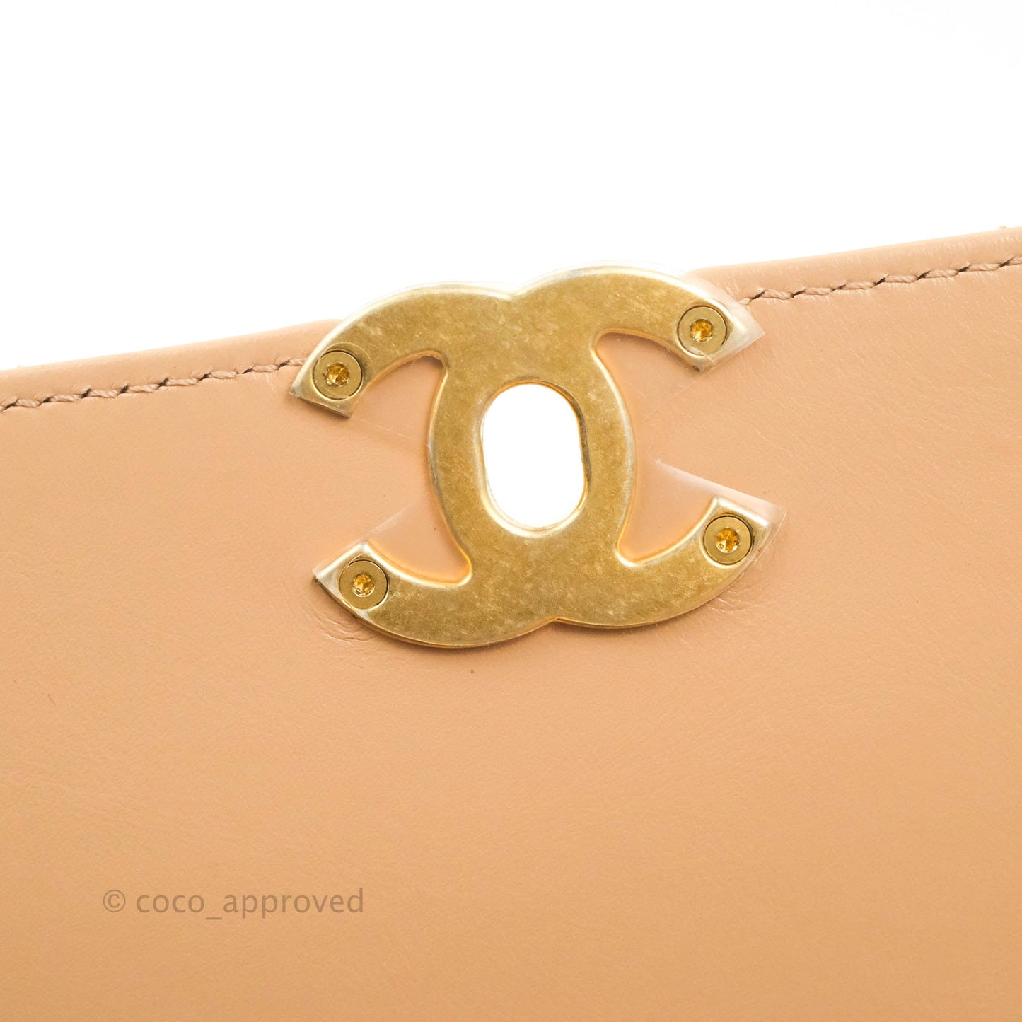 Chanel Quilted Perfect Fit Adjustable Beige Calfskin Gold Hardware 21A