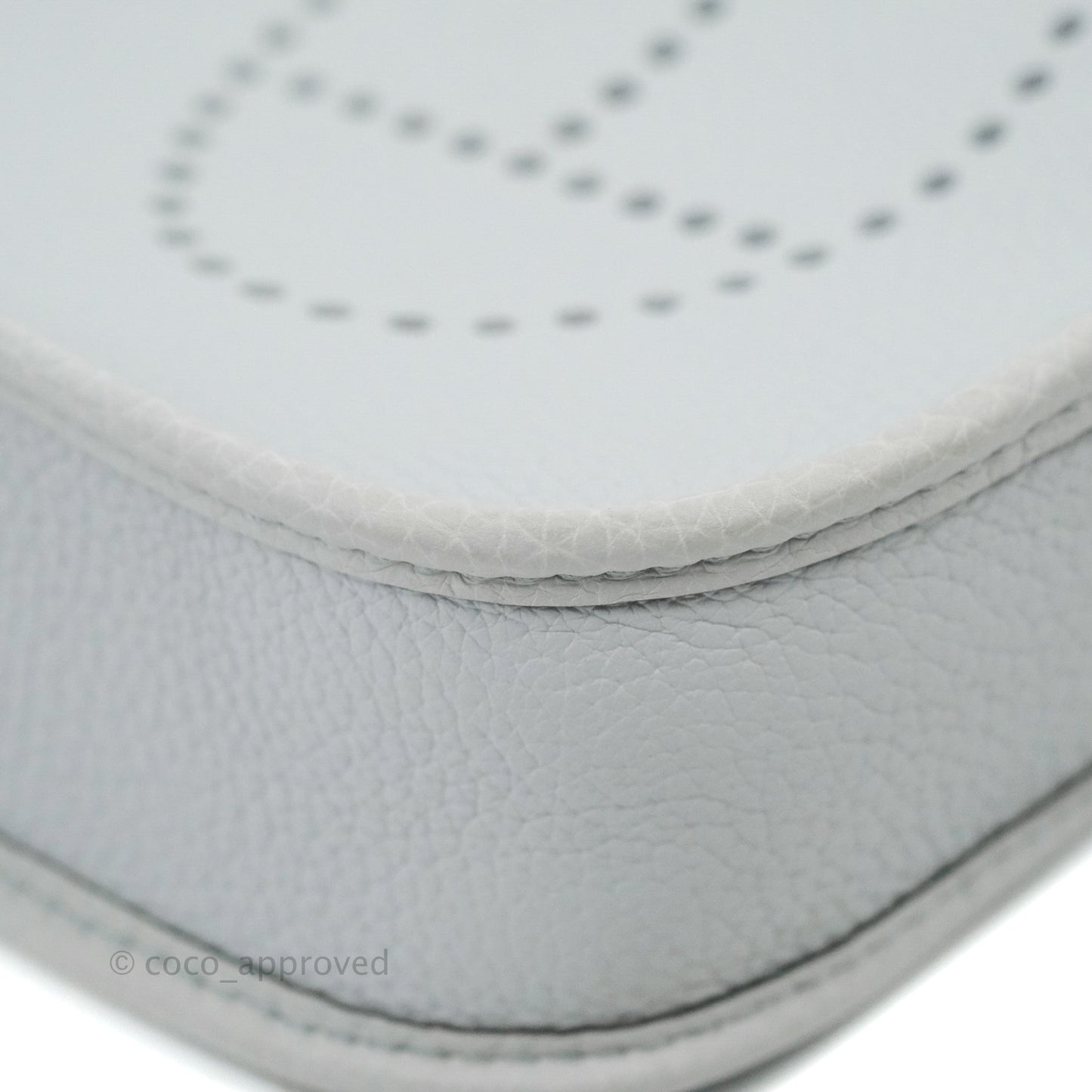Hermès Mini Evelyne 16 Bleu Pale 08 Clemence/ Gris Etain 8F Gold Hardware