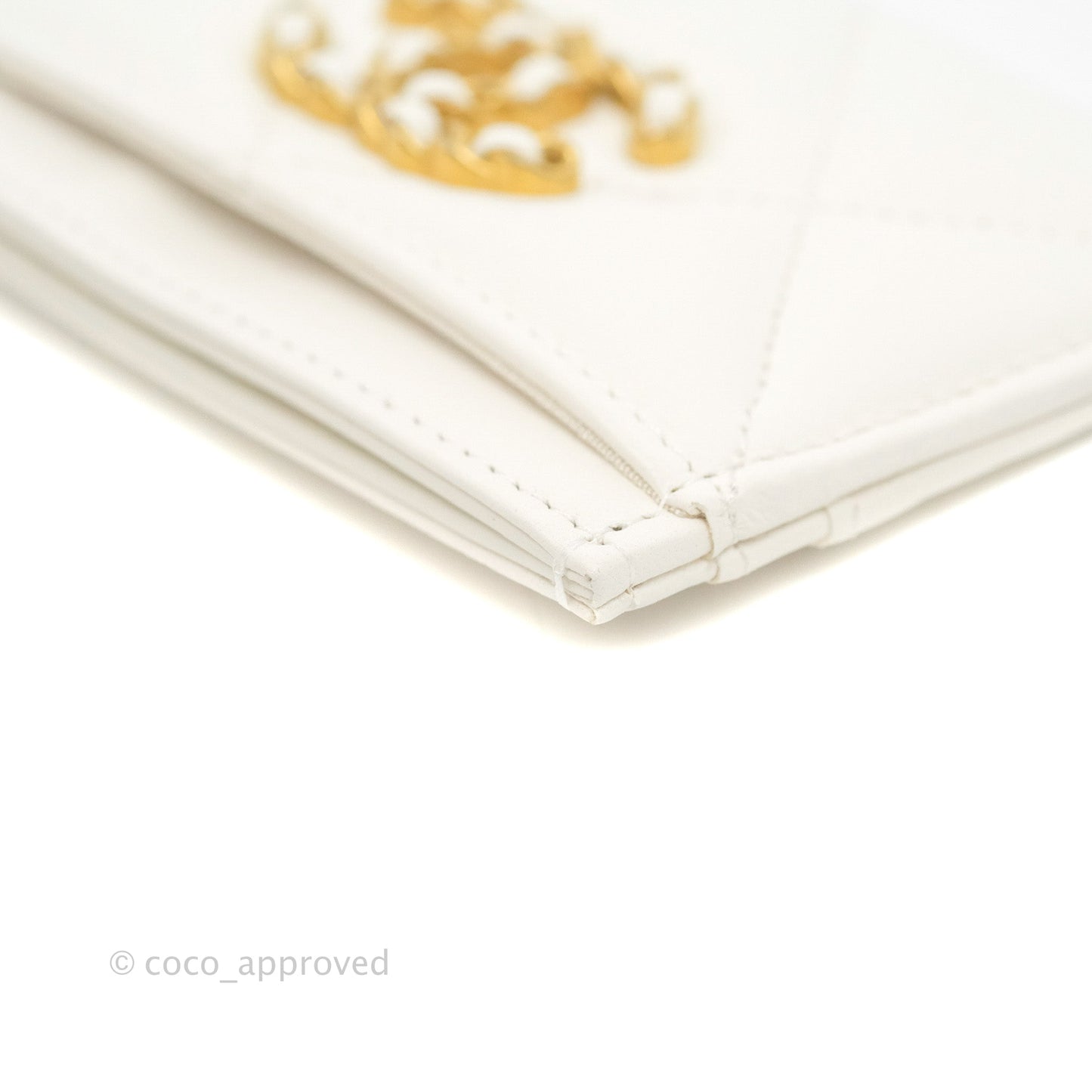 Chanel 19 Quilted Flat Card Holder White Lambskin