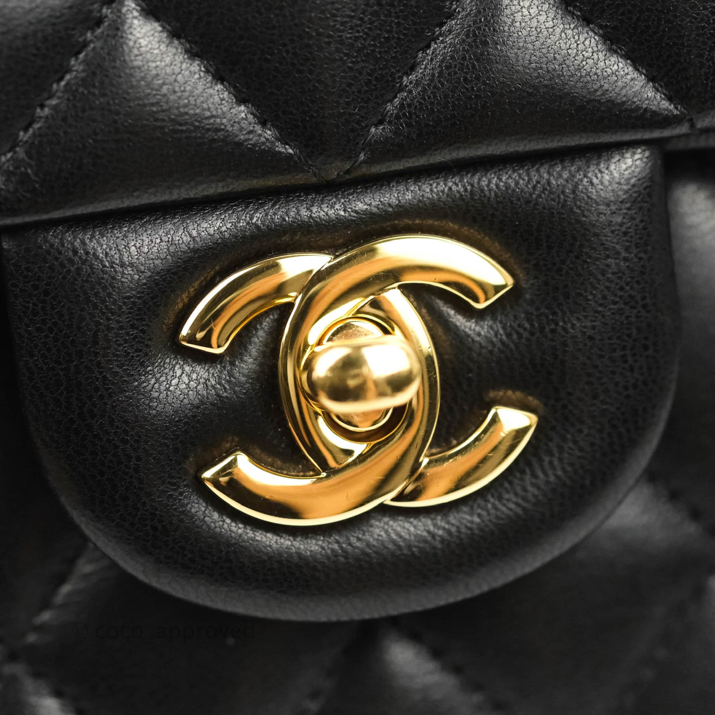 Chanel Classic M/L Medium Flap Quilted Black Lambskin Gold Hardware