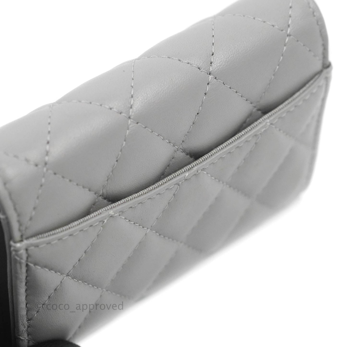 Chanel Quilted Flap Card Holder Grey Lambskin Silver Hardware
