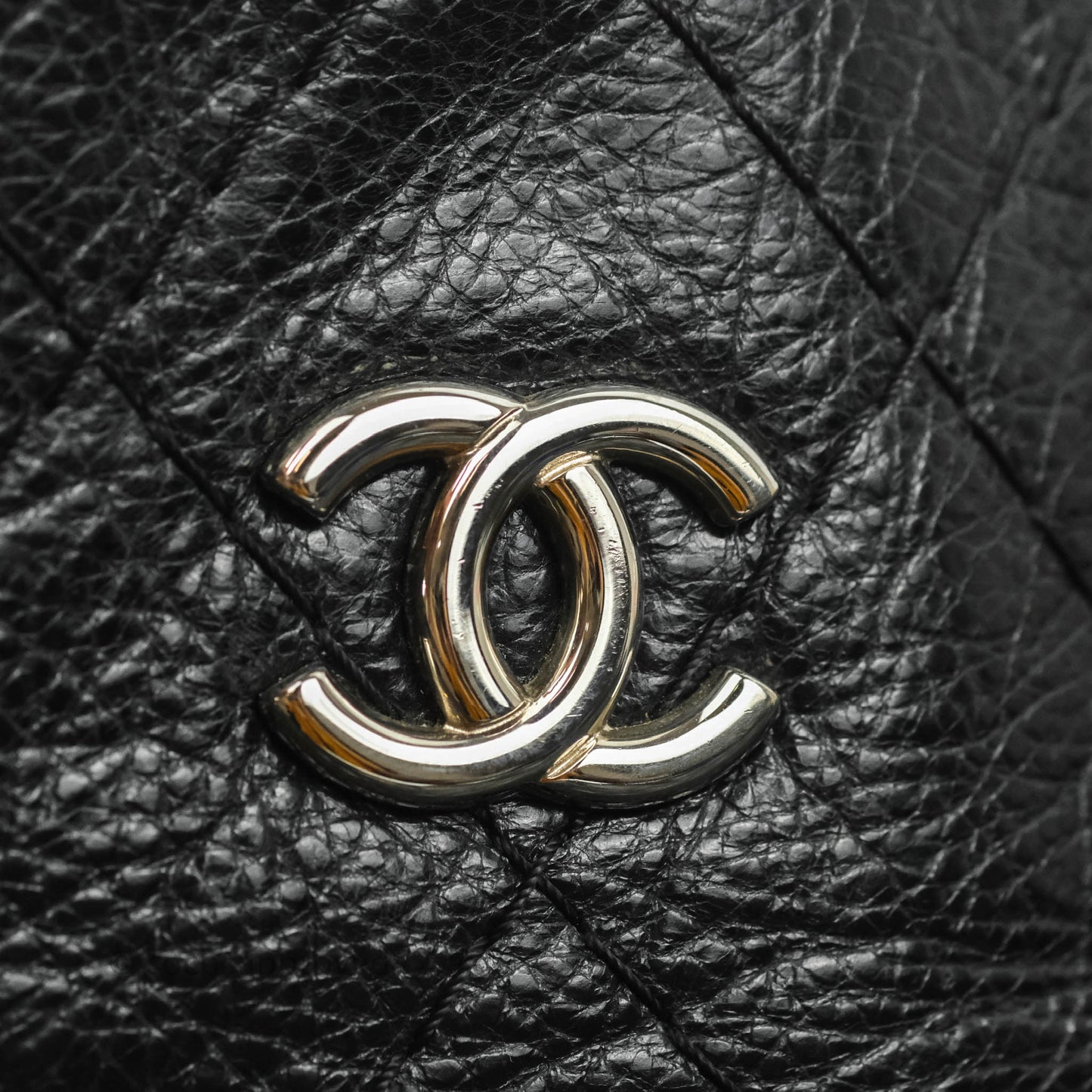 Chanel CC Flat Quilted Crumpled Calfskin Tote Bag Black Silver Hardware