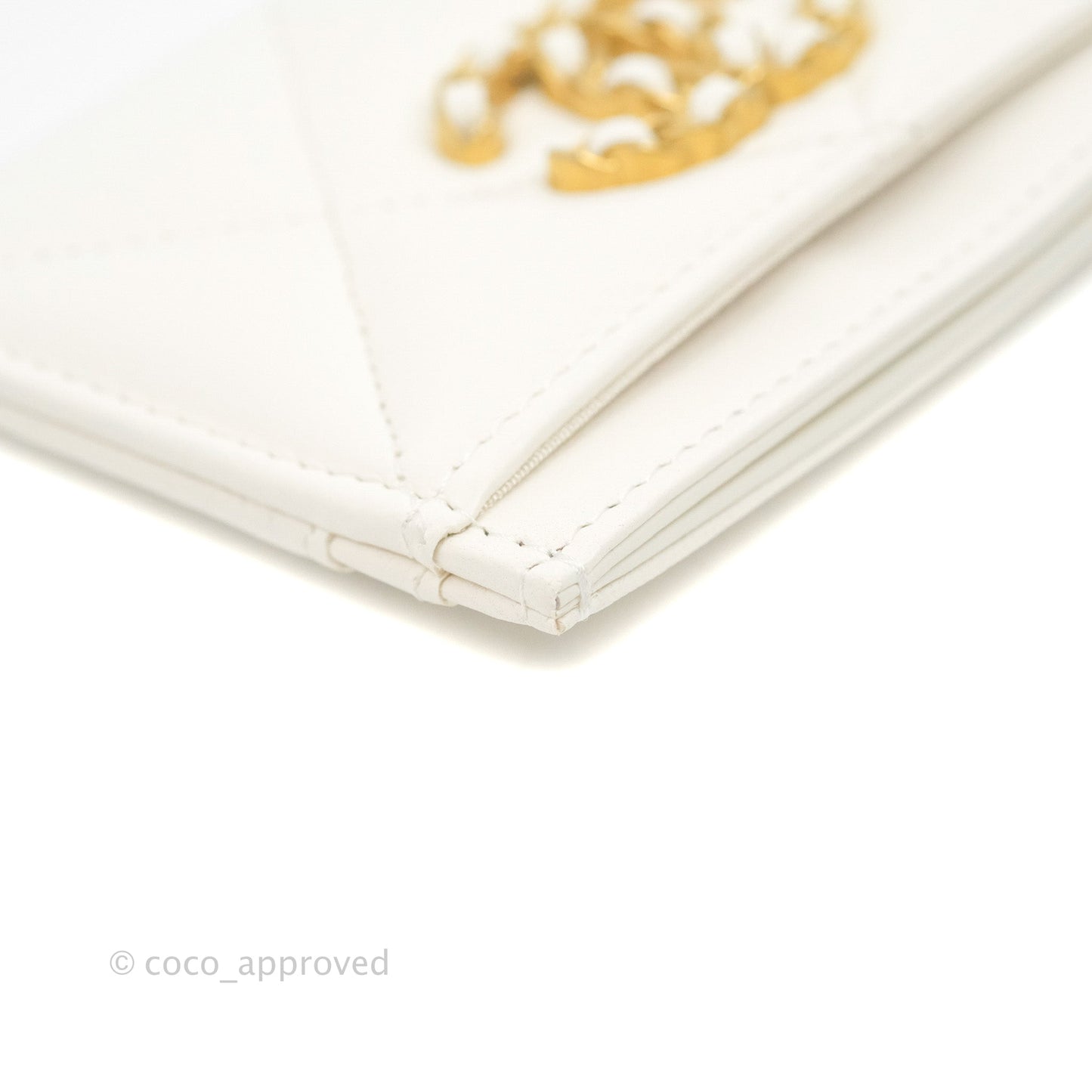 Chanel 19 Quilted Flat Card Holder White Lambskin