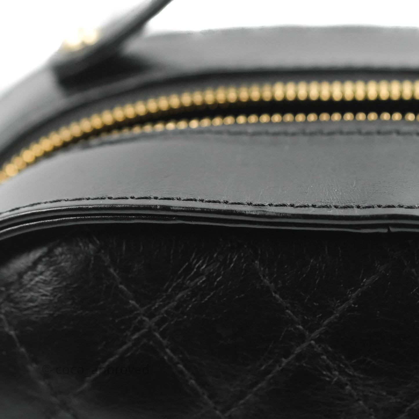 Chanel Small Round Vanity Case Bag Black Crumpled Calfskin 19C