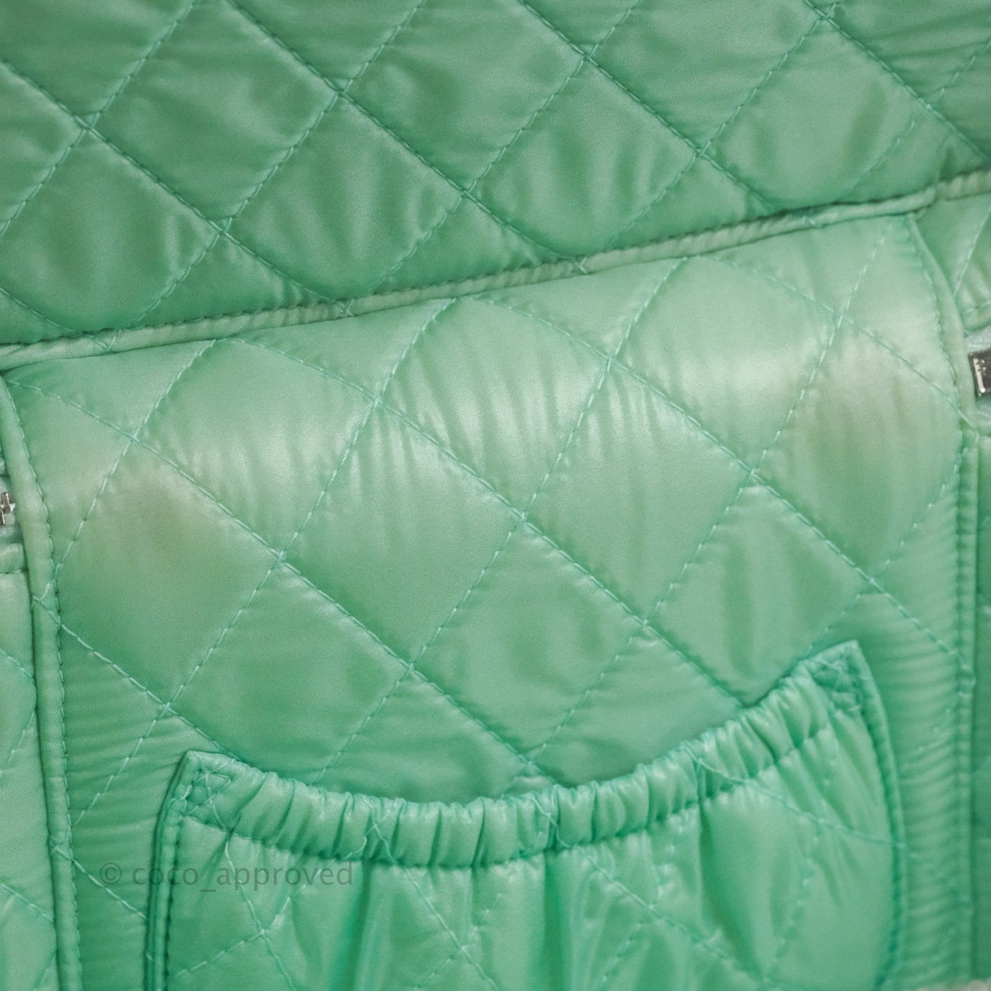 Chanel Deauville Vanity Pouch Mint Raffia Calfskin