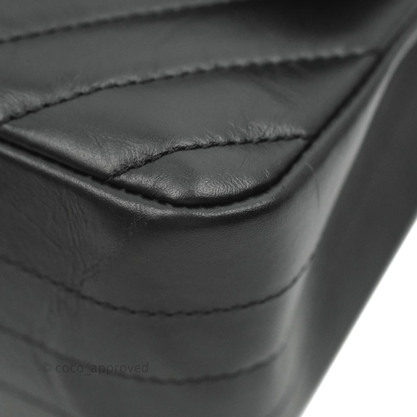 Chanel Reissue 225 Chevron Aged Calfskin So Black