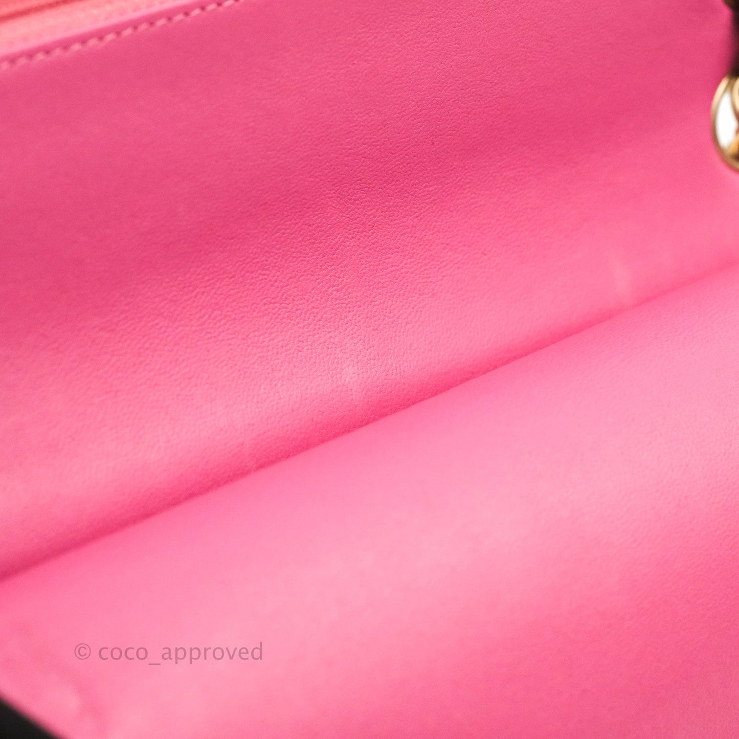 Chanel Classic M/L Medium Double Flap Pink Lambskin Matte Gold Hardware