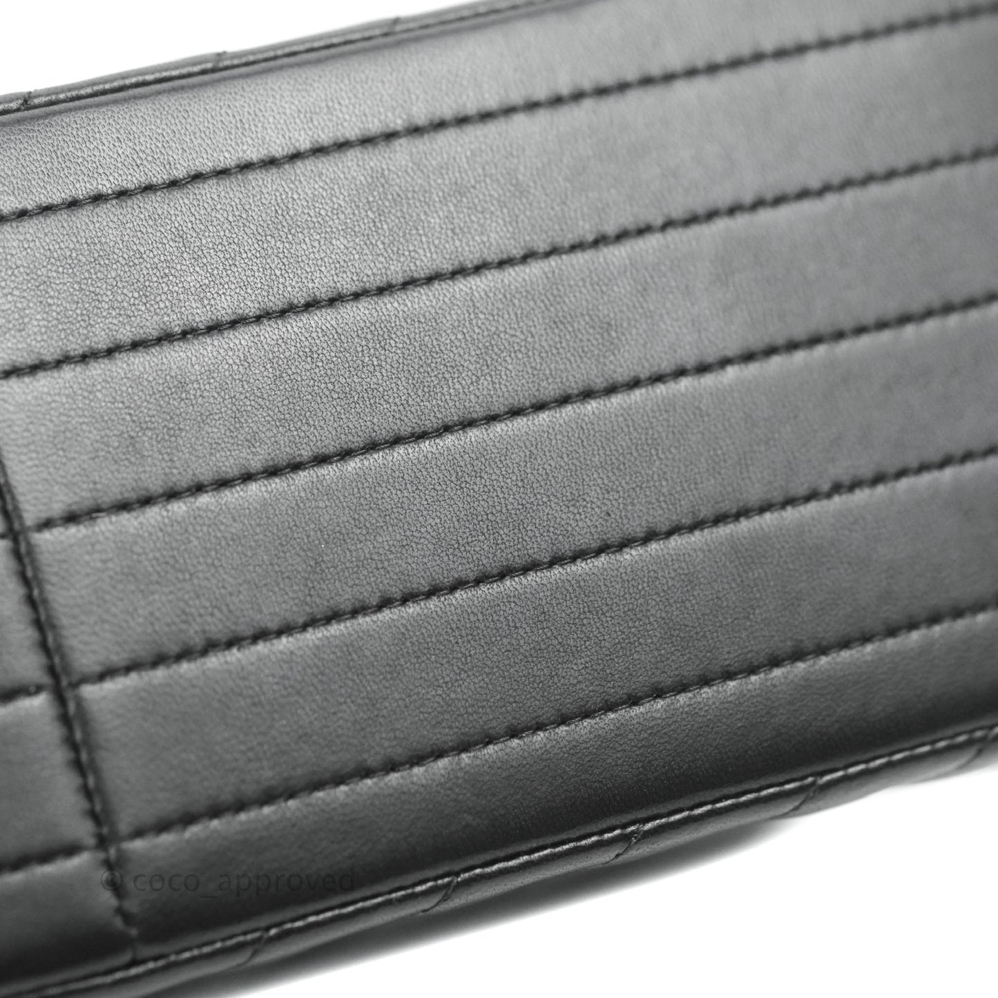 Chanel Jumbo Double Flap So Black Chevron Lambskin Black Hardware⁣⁣
