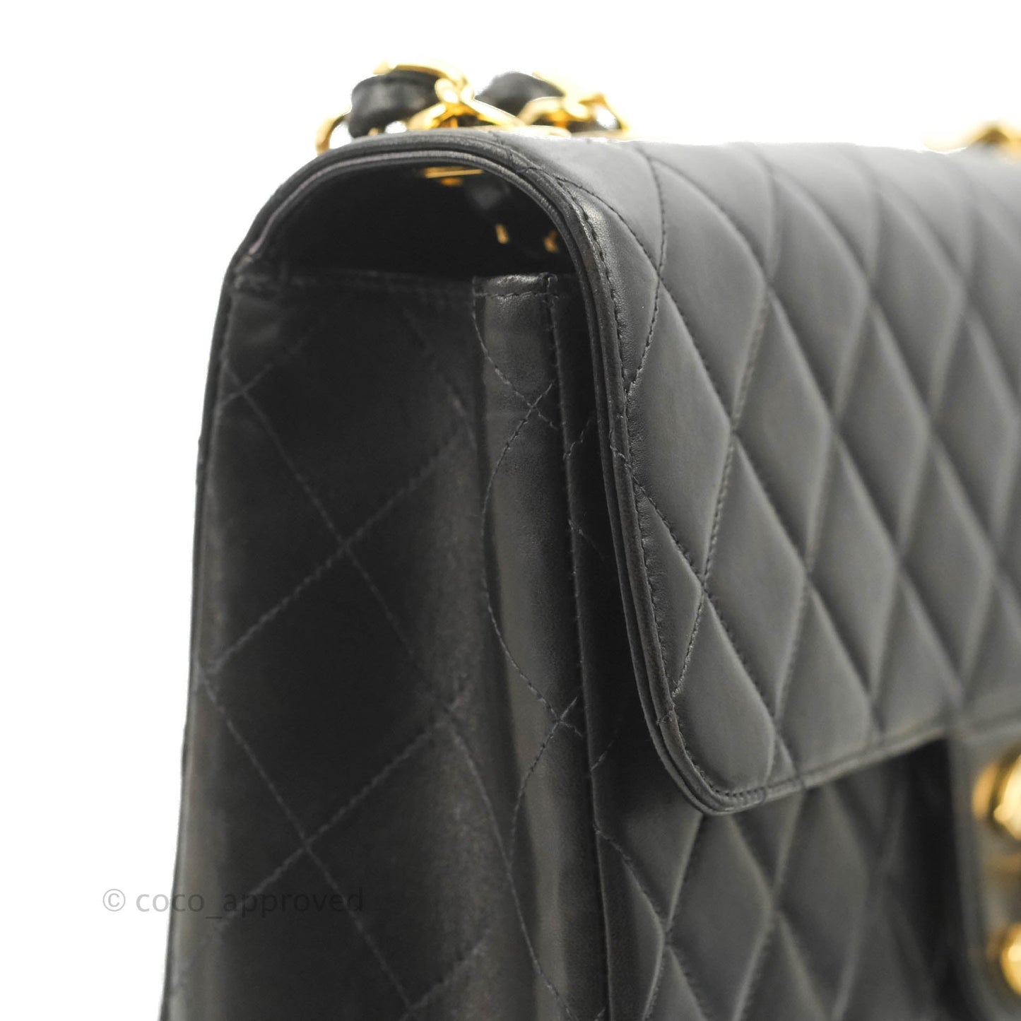 Chanel Vintage Jumbo Single Flap Black Lambskin 24K Gold Hardware