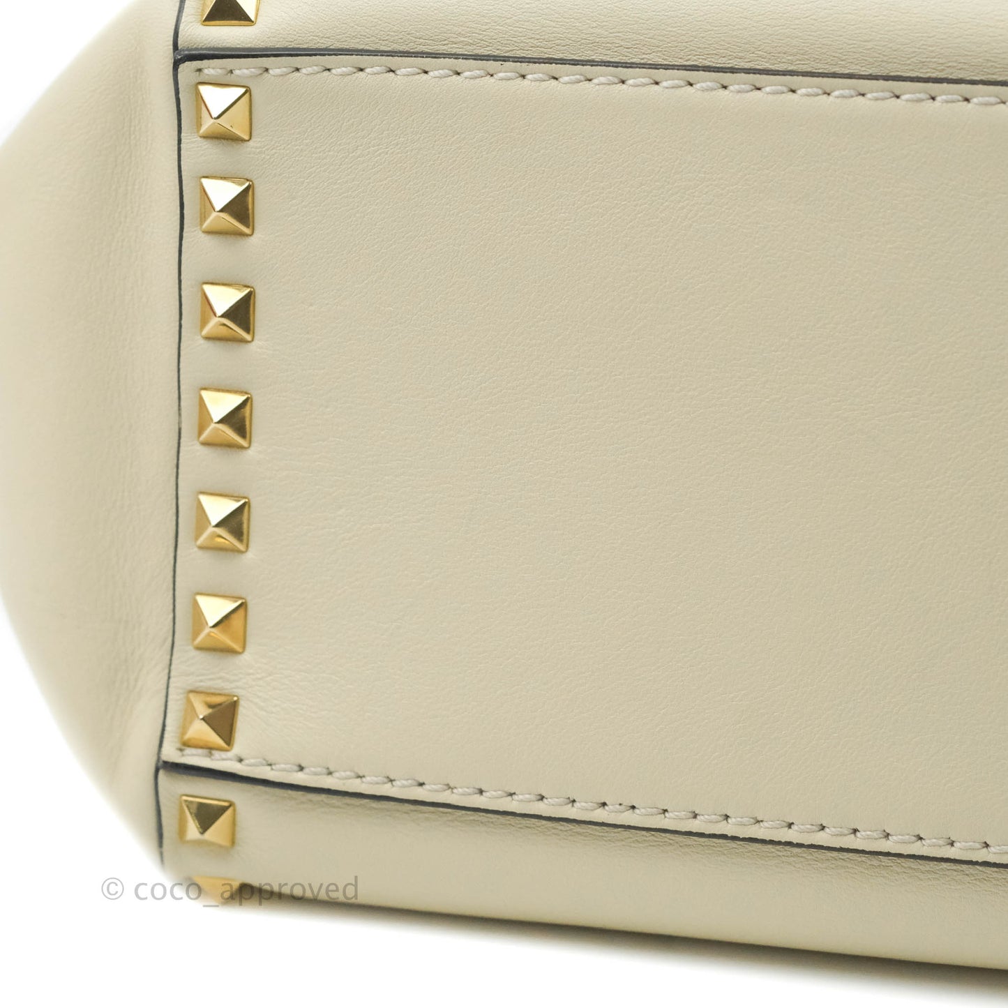 Valentino Garavani Rockstud Mini Trapeze Shoulder Bag White Calfskin Gold Hardware