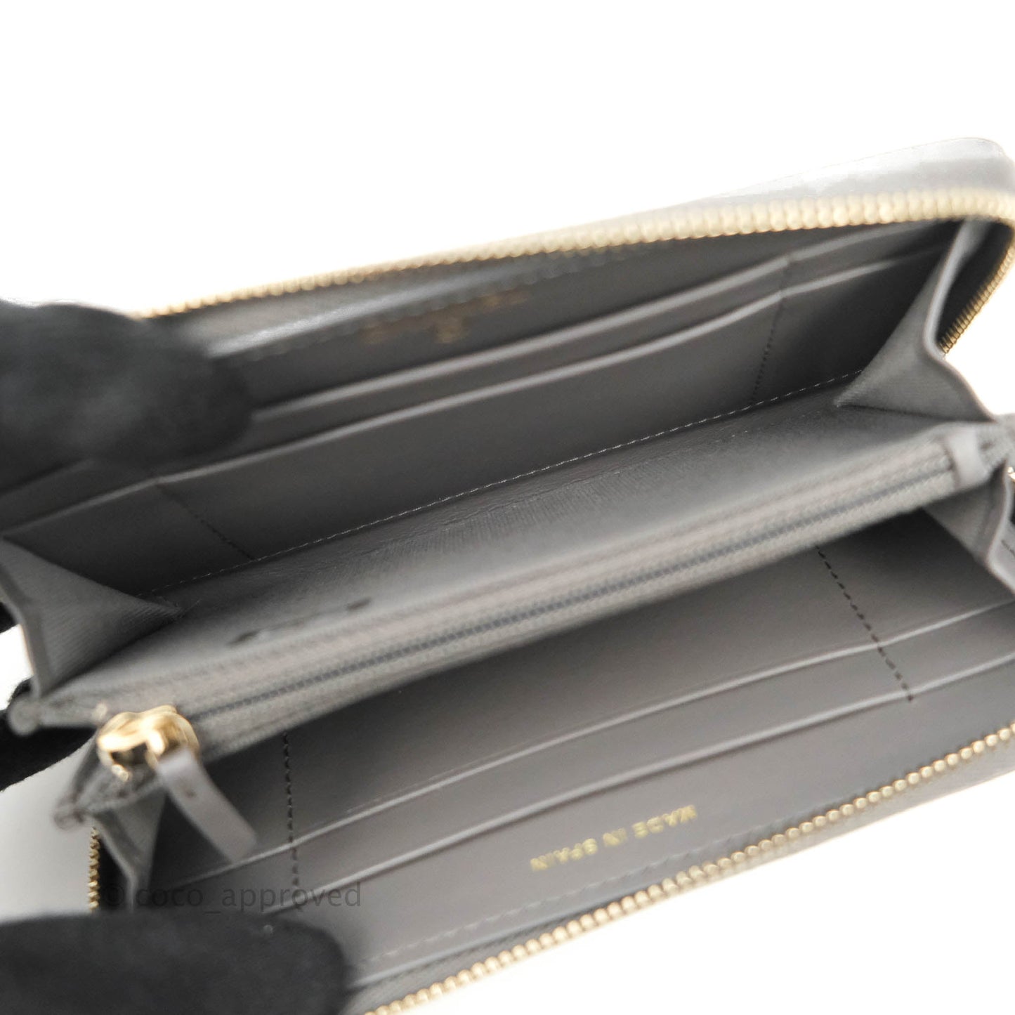 Chanel Quilted 19 Zipped Wallet Grey Lambskin