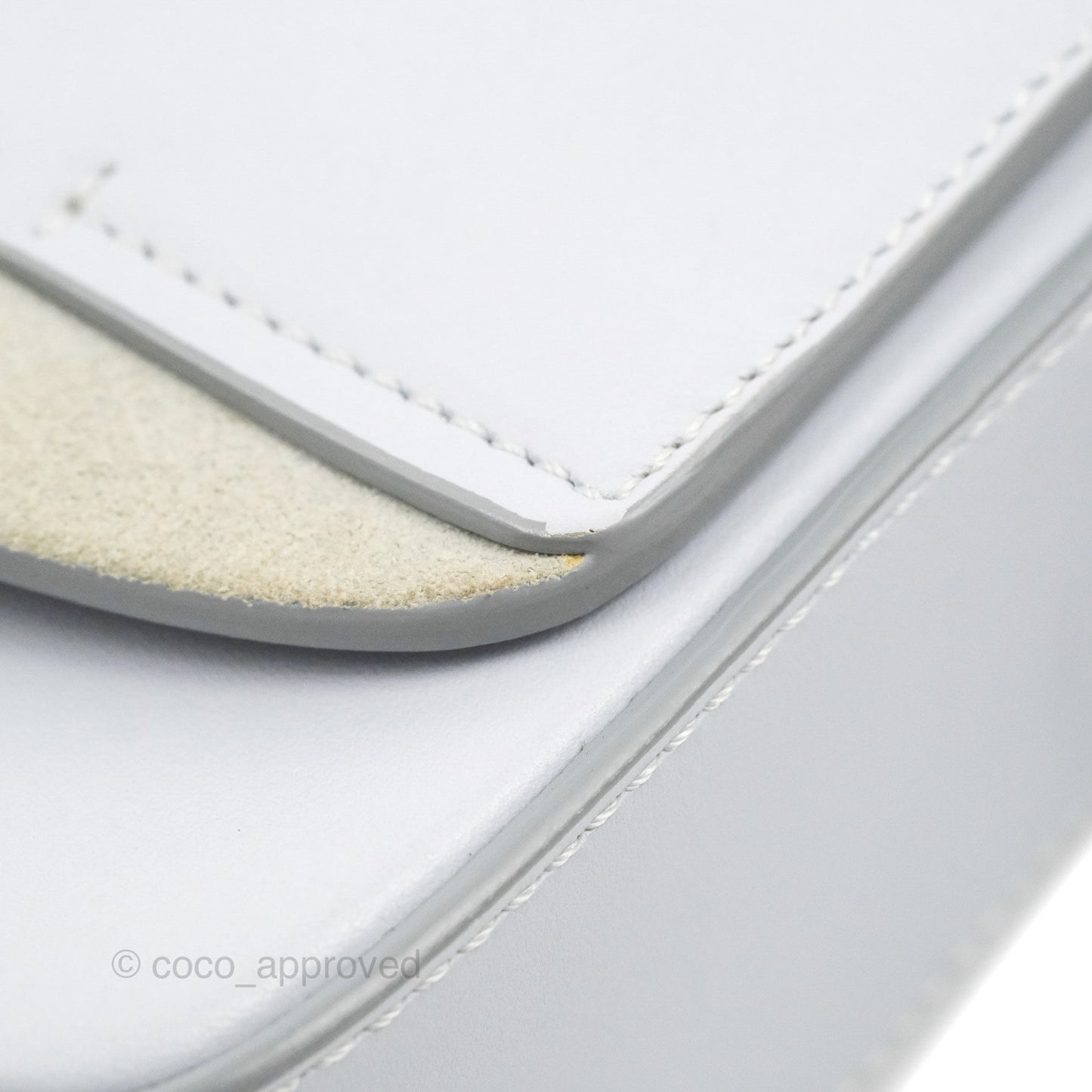 Chloé Mini C Bag Light Cloud Shiny/Suede Calfskin