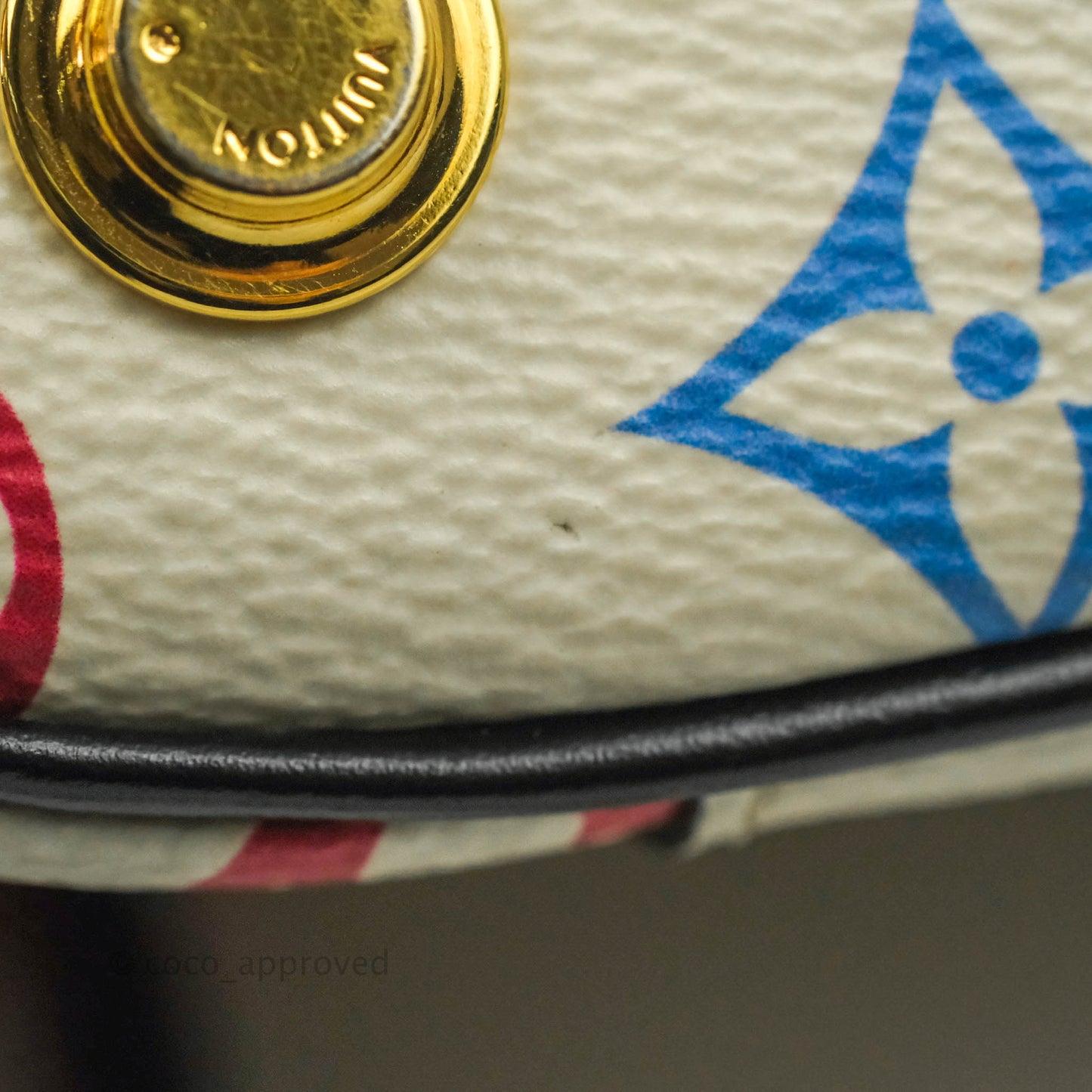 Louis Vuitton Game On Vanity PM White Heart Monogram