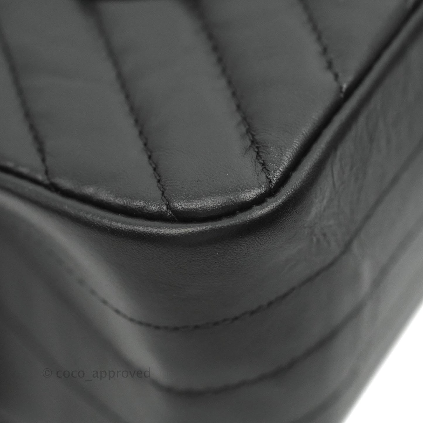 Chanel Reissue 225 Chevron Aged Calfskin So Black