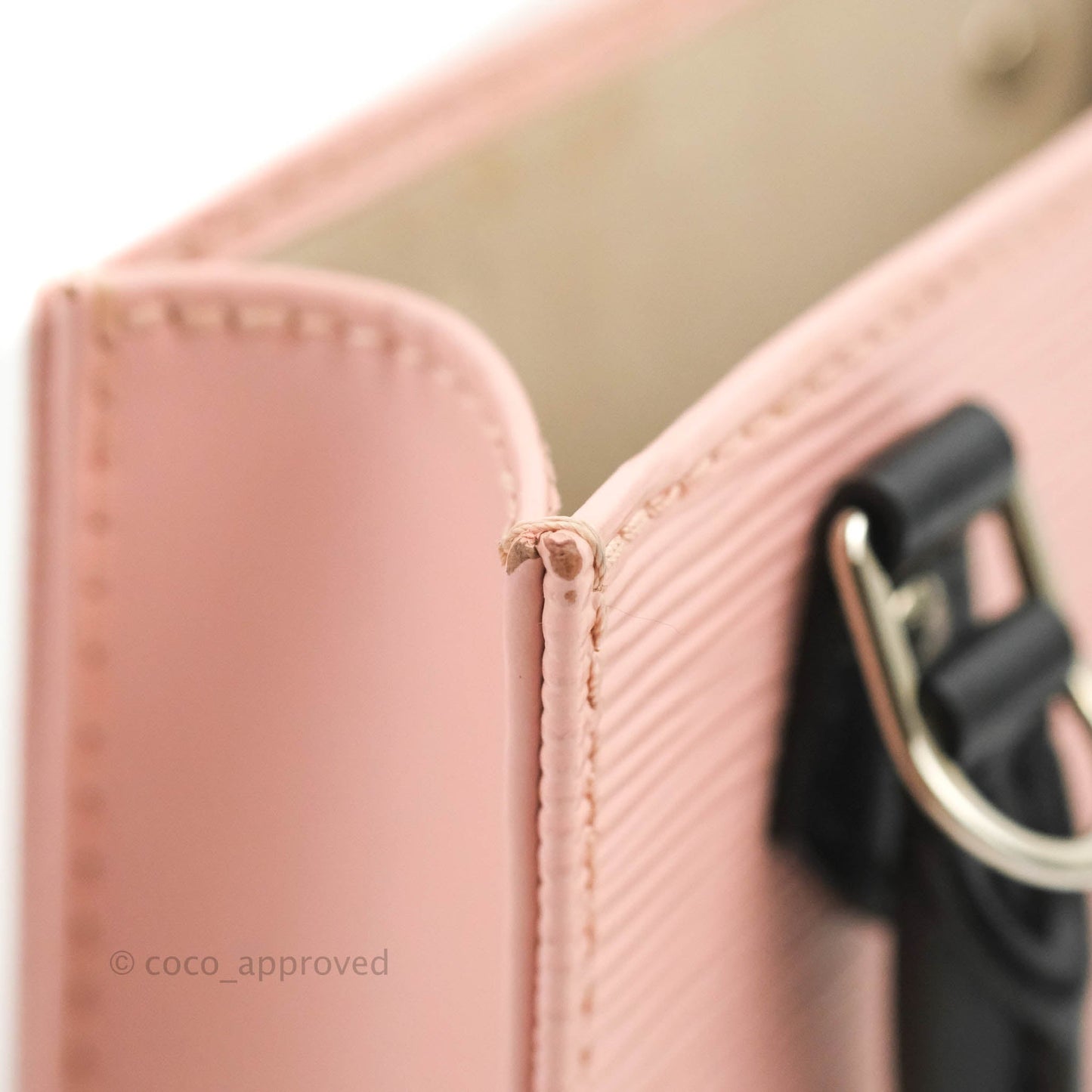 Louis Vuitton Petit Sac Plat Bag Pink Epi
