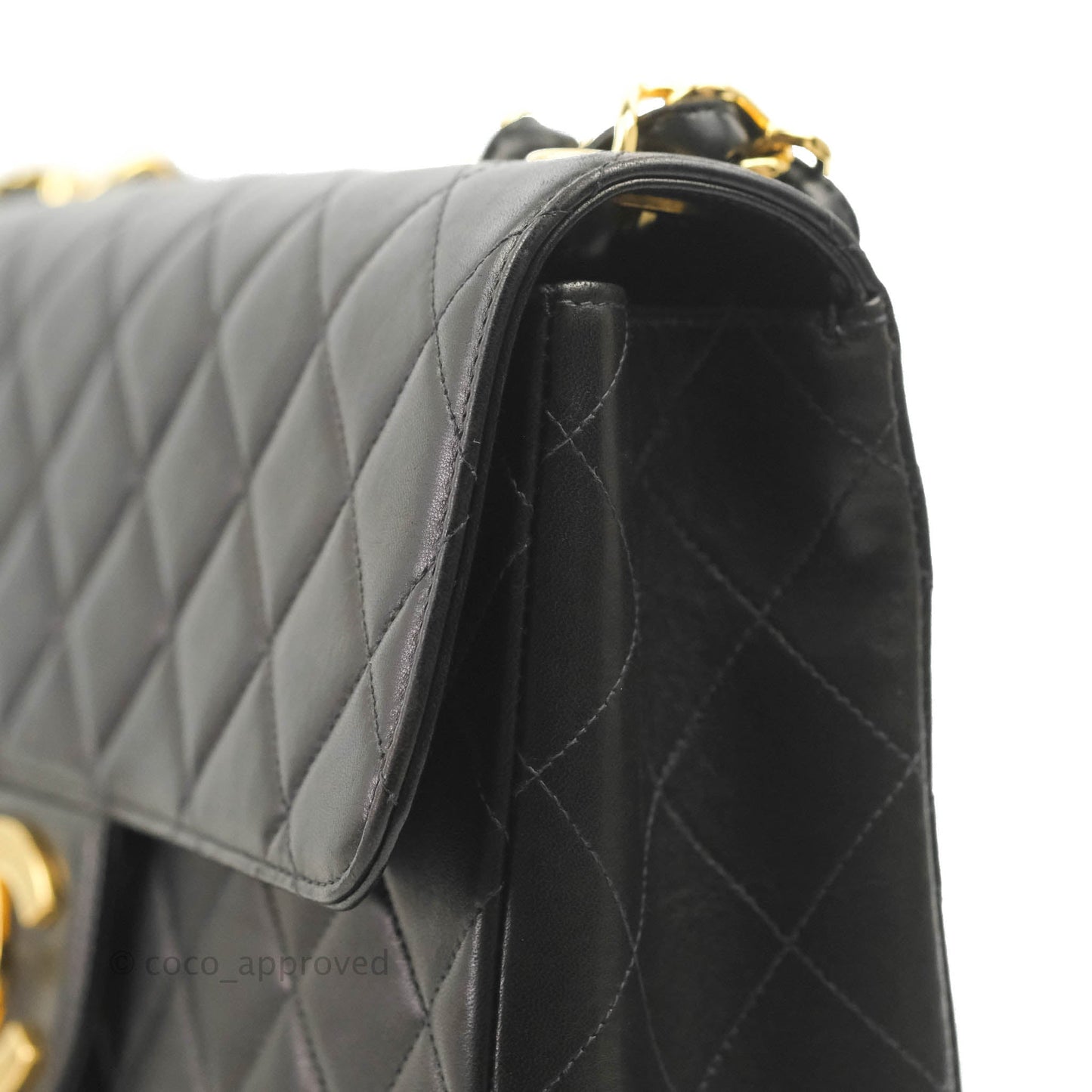 Chanel Vintage Jumbo Single Flap Black Lambskin 24K Gold Hardware