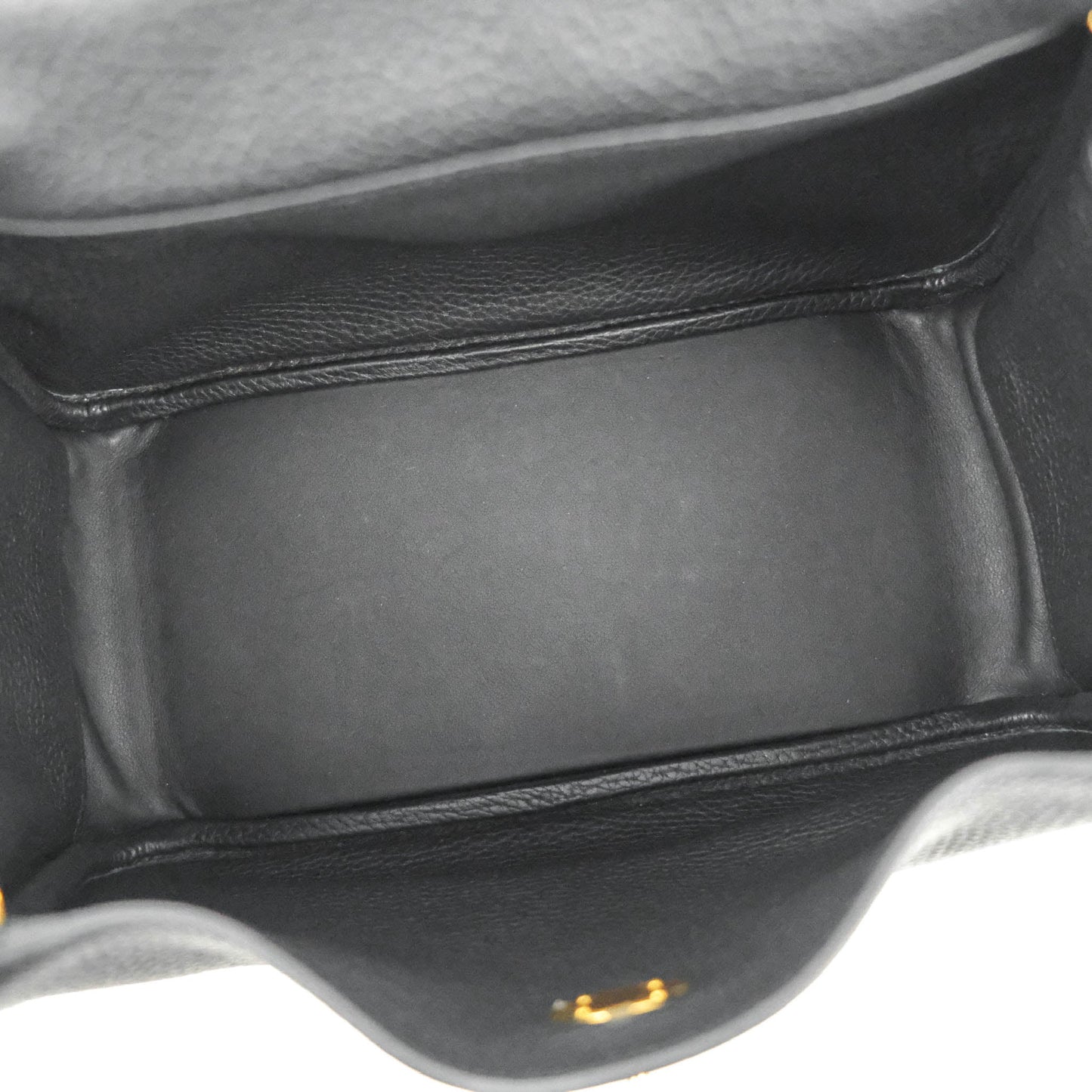 Hermès Lindy 26 Taurillion Clemence Black Gold Hardware