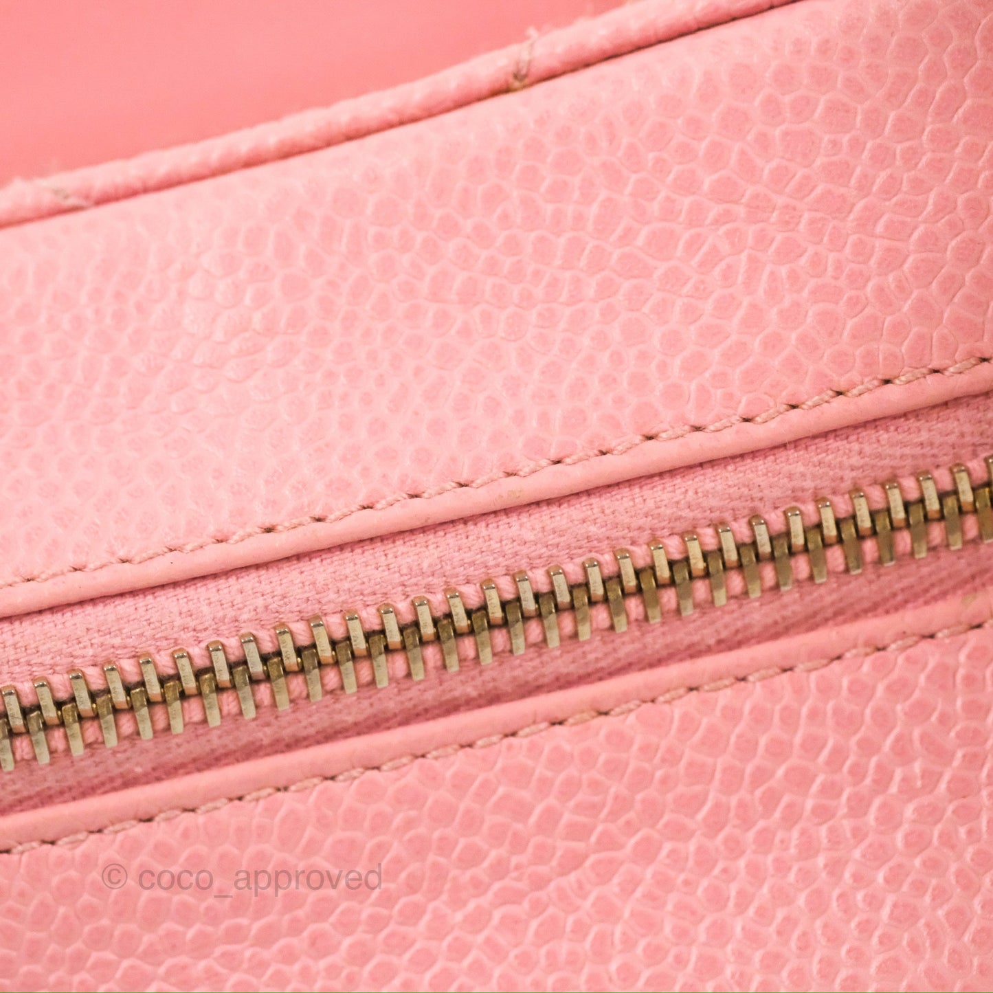 Chanel Vintage CC Quilted Shoulder Bag Pink Caviar Gold Hardware