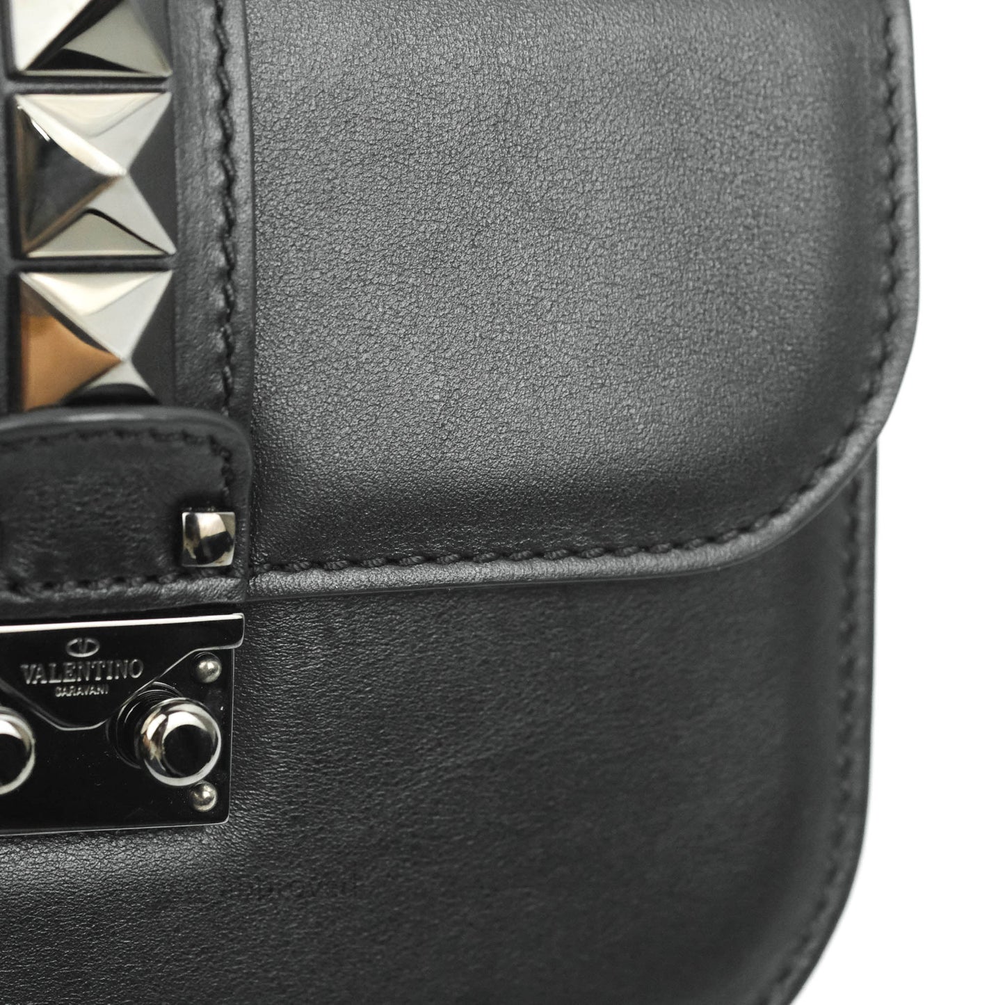 Valentino Vitello Small Glam Lock Rockstud Flap So Black