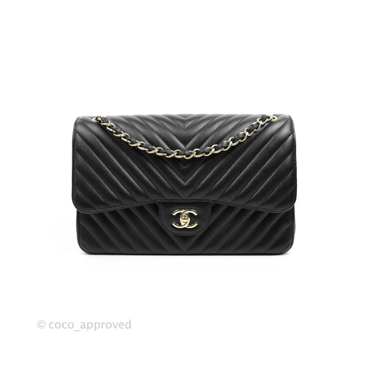 Chanel Jumbo Chevron Double Flap Black Lambskin Gold Hardware⁣⁣