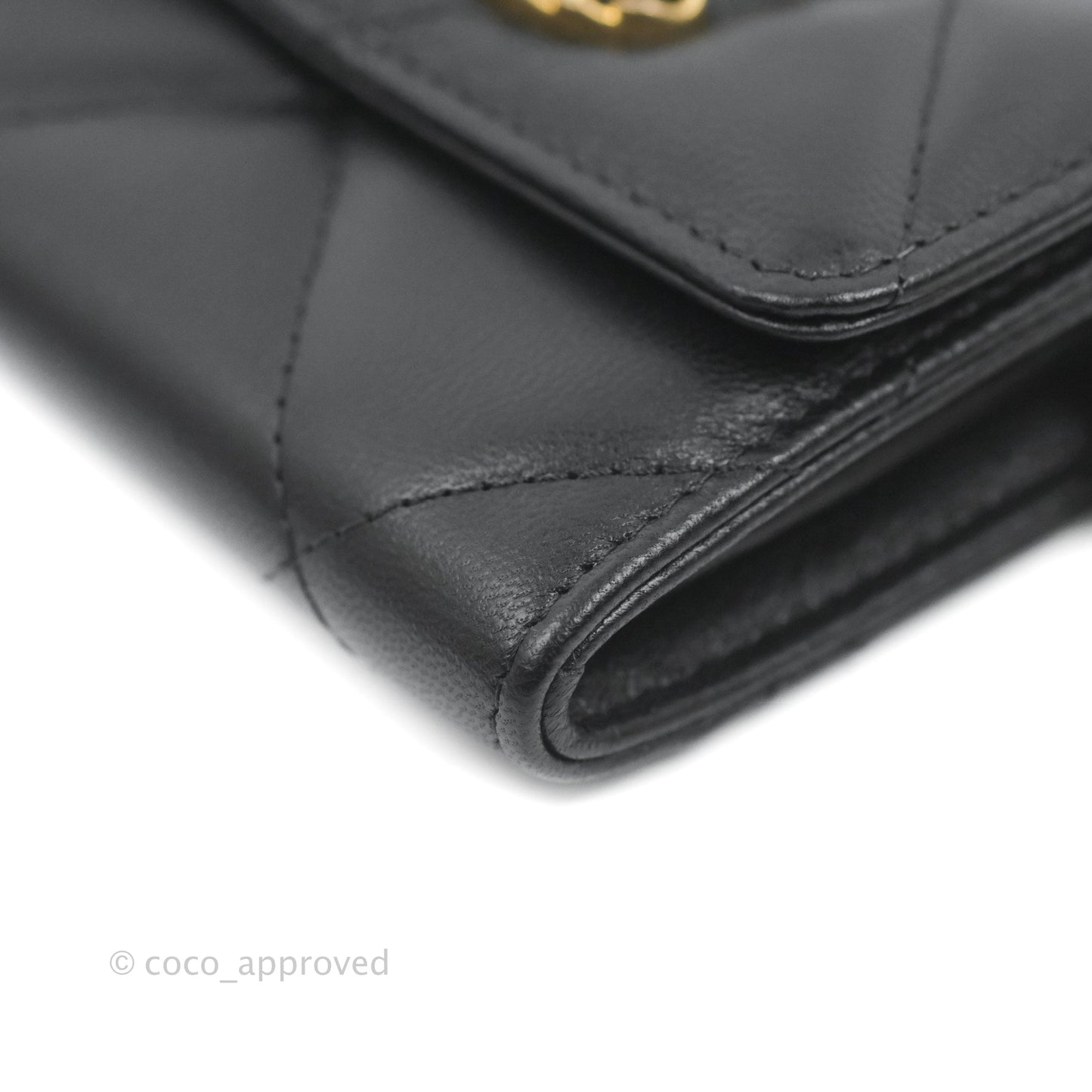 Chanel 19 Card Holder With Chain Black Mixed Hardware