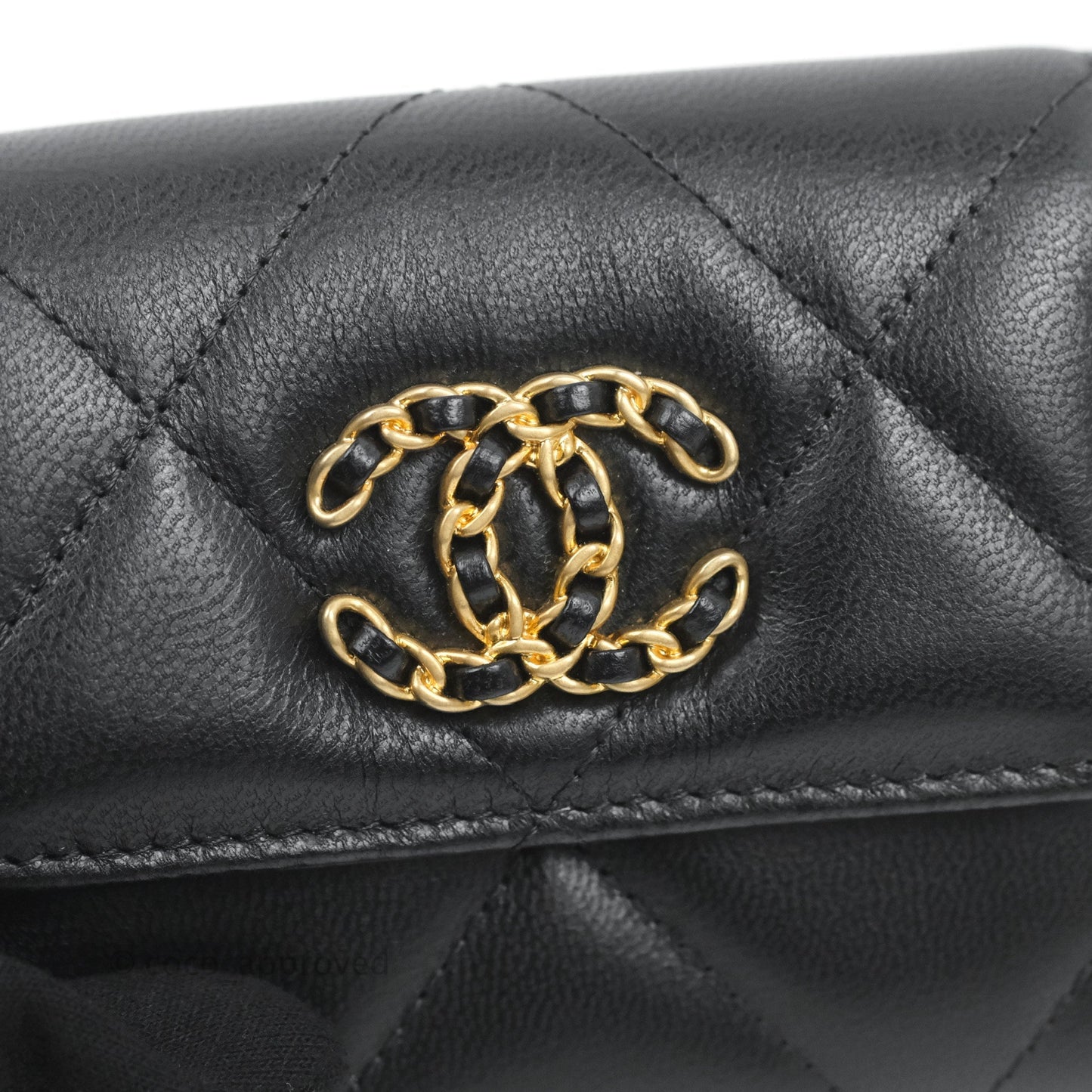 Chanel 19 Card Holder With Chain Black Mixed Hardware