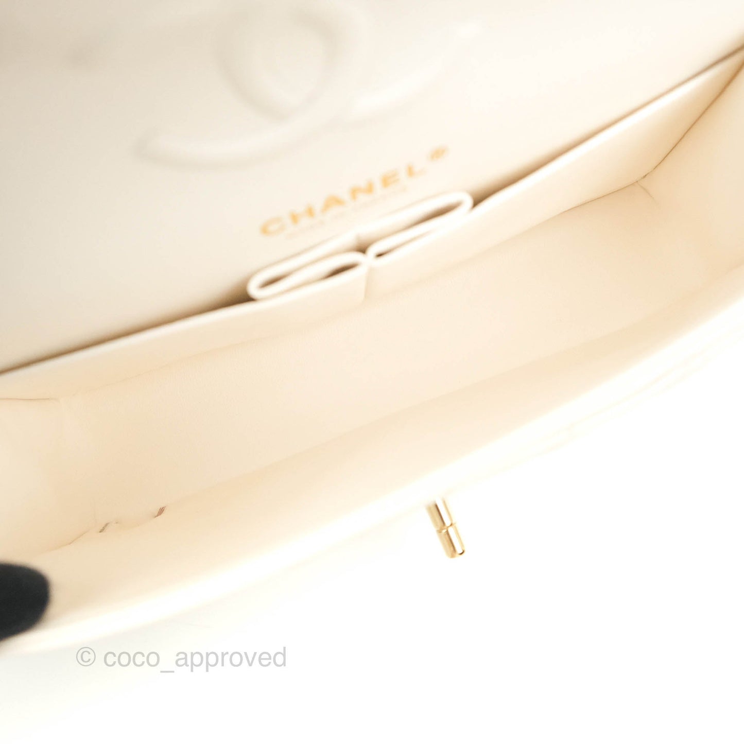 Chanel Classic Small S/M Flap White Caviar Gold Hardware 21S