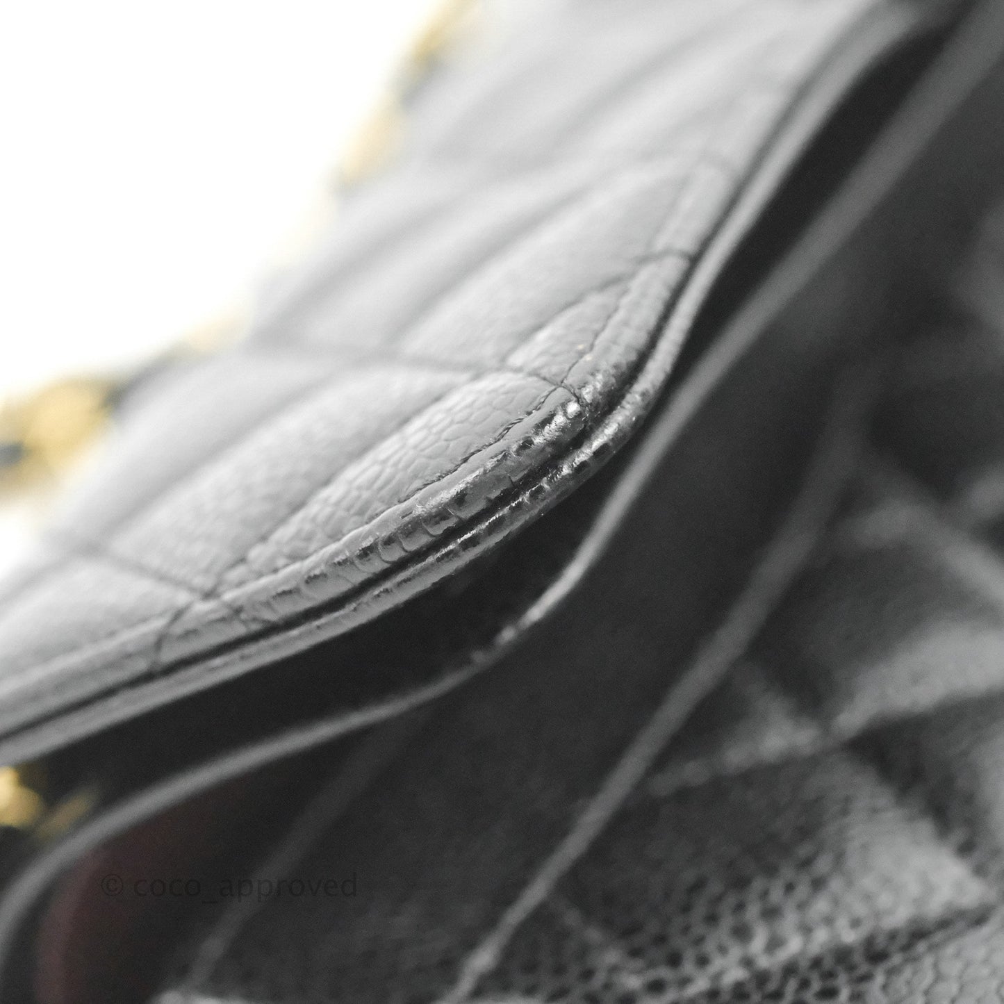 Chanel S/M Small Classic Quilted Flap Black Caviar Gold Hardware