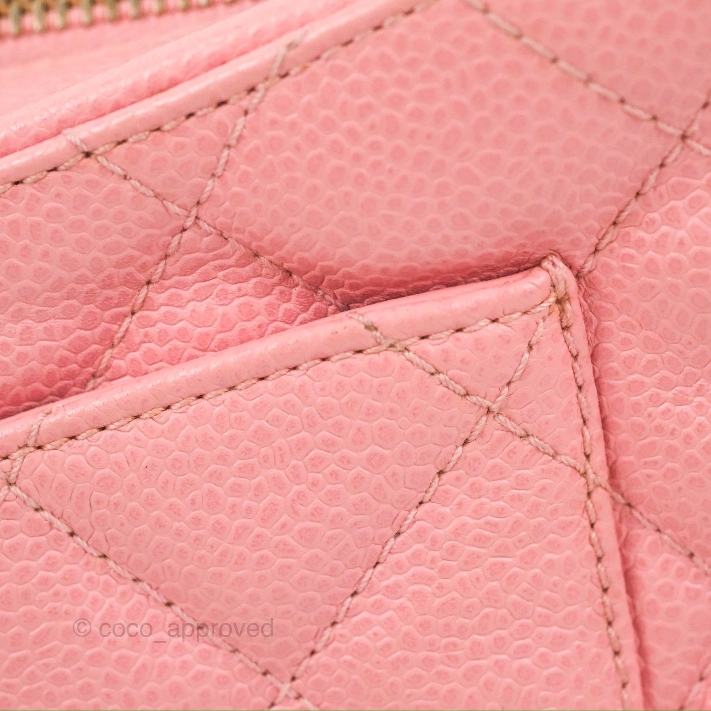 Chanel Vintage CC Quilted Shoulder Bag Pink Caviar Gold Hardware