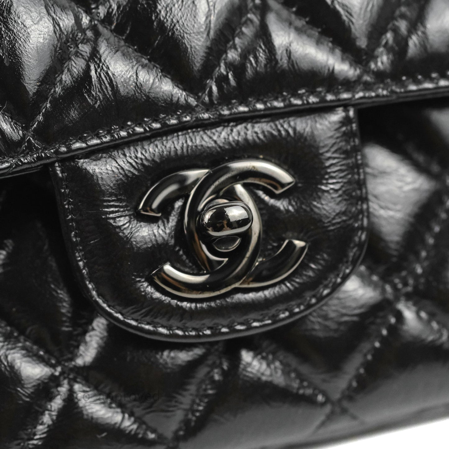 Chanel M/L Medium Classic Quilted Flap So Black Shiny Crumpled Calfskin