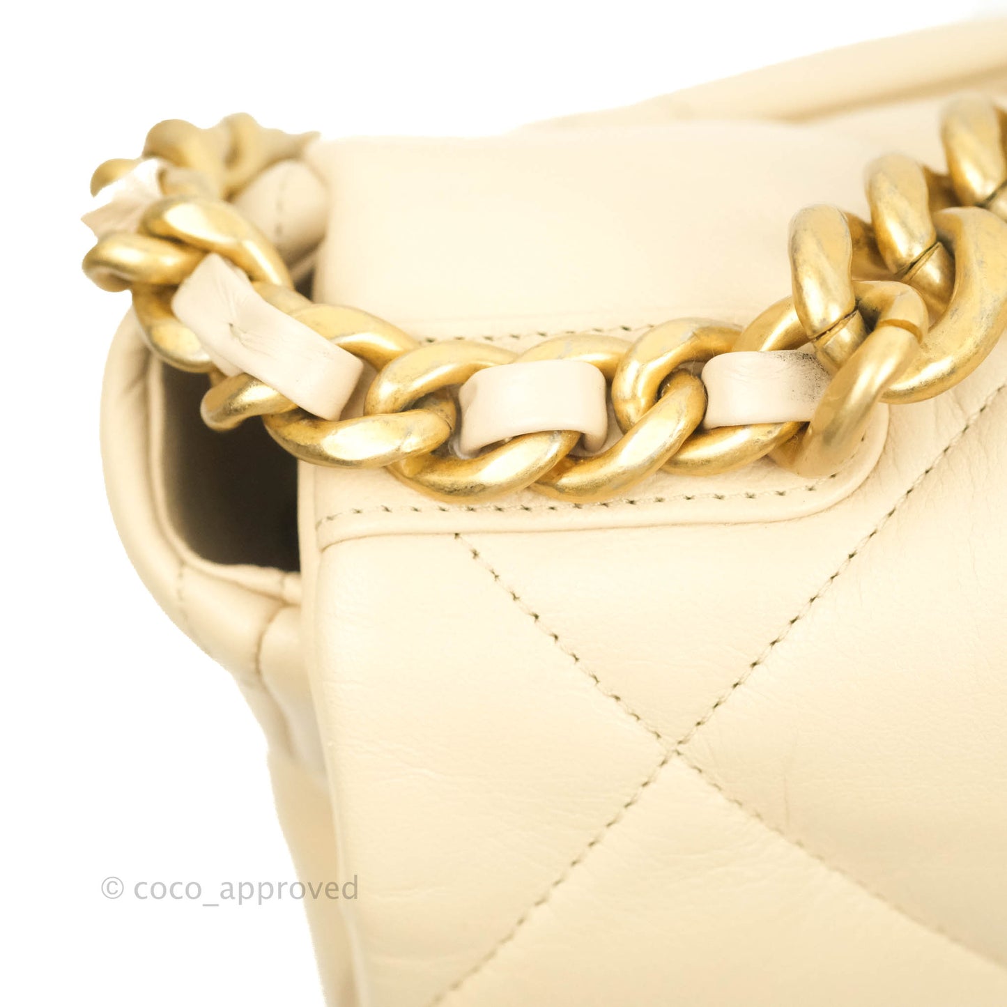 Chanel 19 Medium Beige Goatskin Mixed Hardware 20A