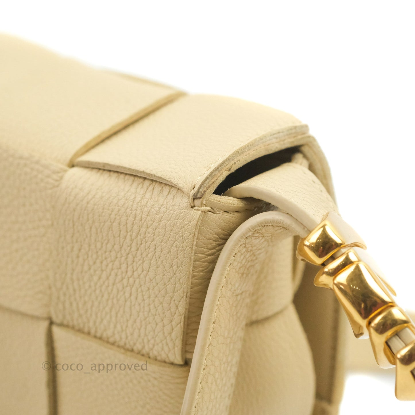 Bottega Veneta Cassette Shoulder Bag Intreccio Porridge Grained Calfskin Gold Hardware