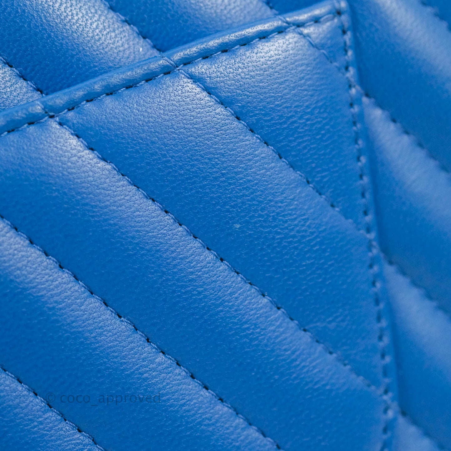 Chanel Classic Chevron S/M Small Double Flap Blue Lambskin Gold Hardware