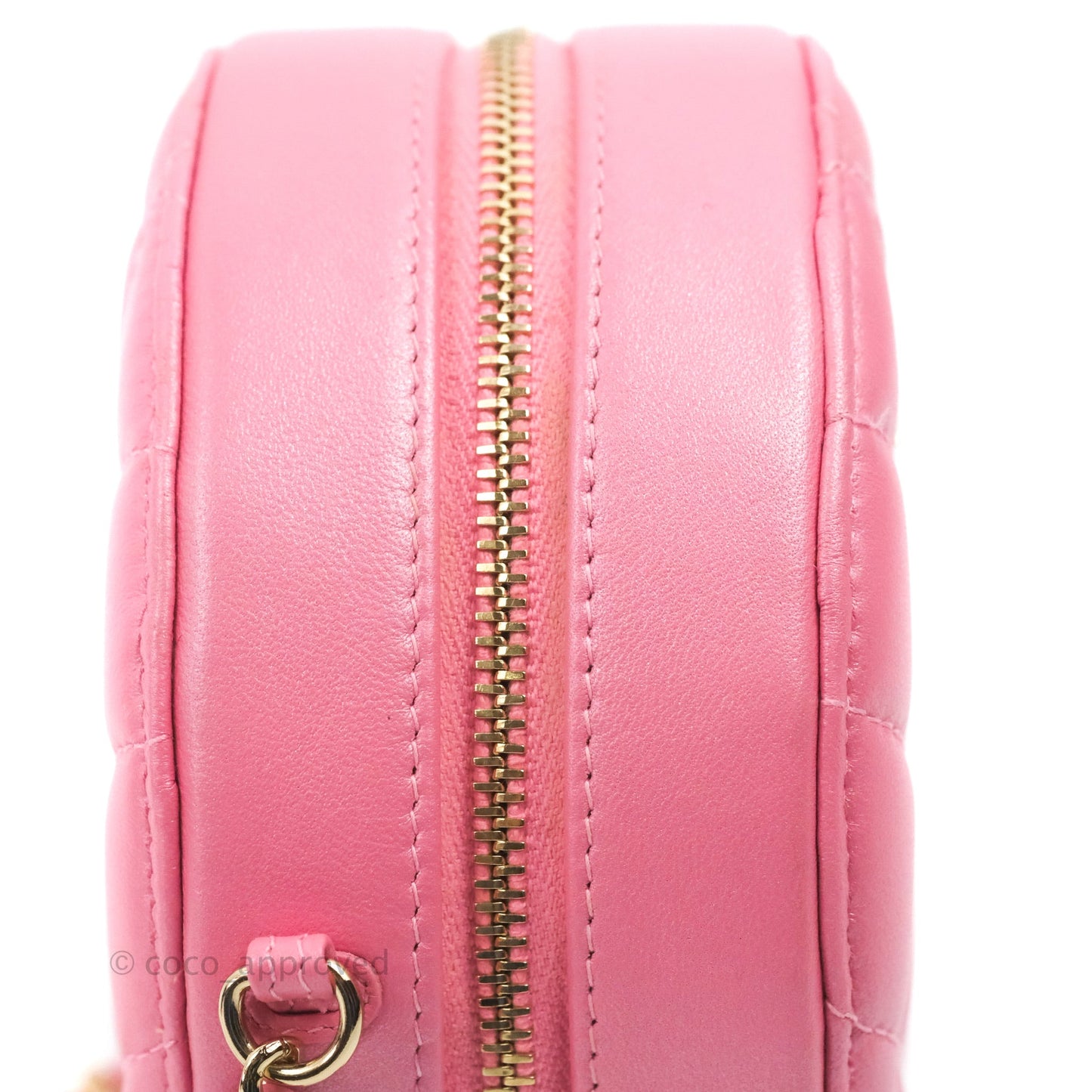 Chanel Quilted Round Clutch With Pearl Chain Iridescent Pink Lambskin Gold Hardware