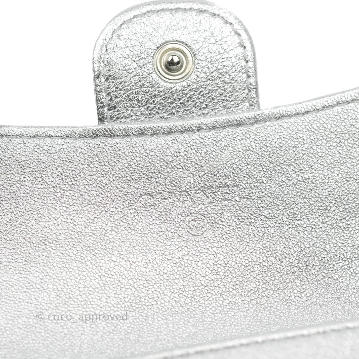 Chanel Quilted Flap Card Holder Metallic Silver Lambskin Silver Hardware 21P