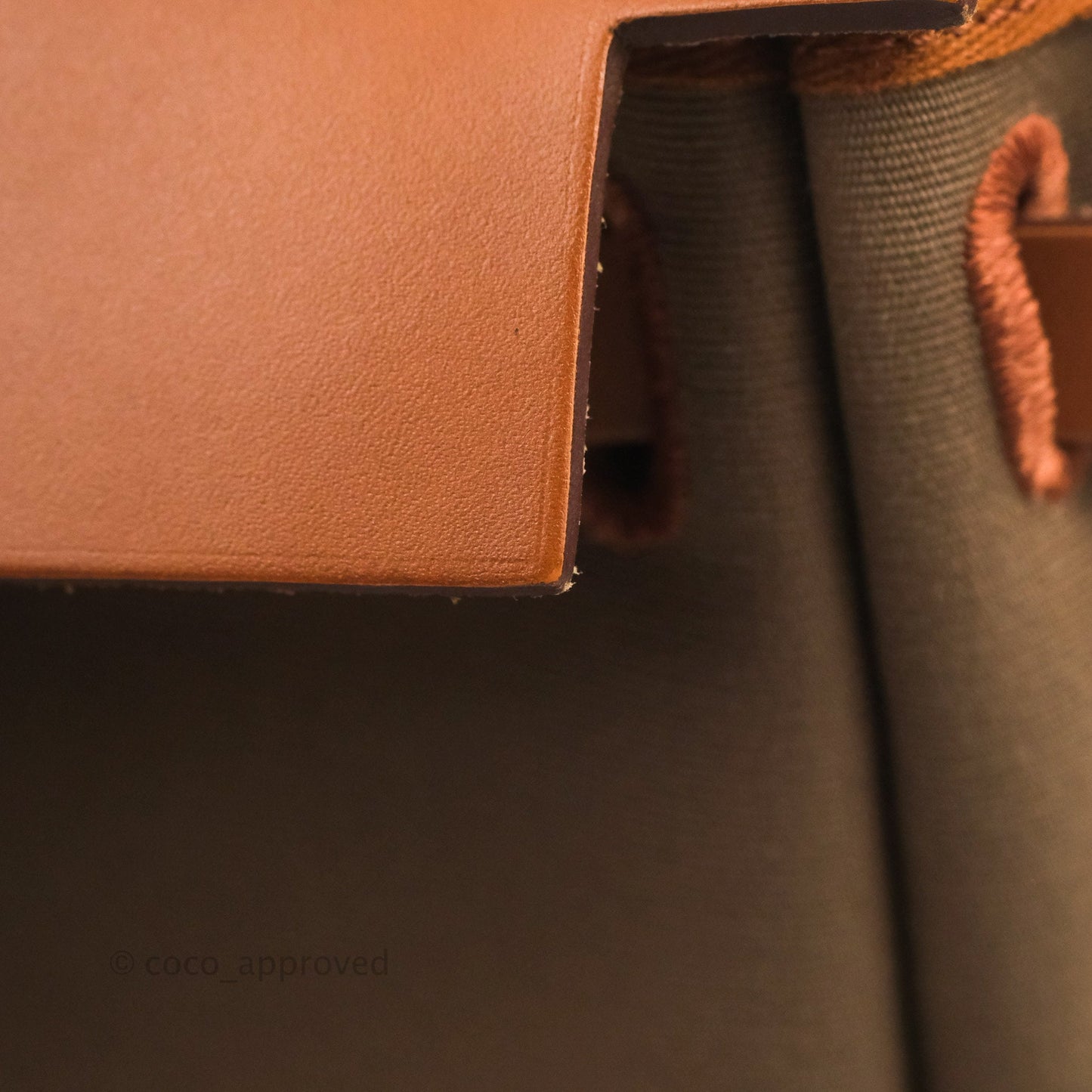 Hermès Retourne Herbag Zip 31 Etoupe-Dune/Fauve Canvas Gold Hardware