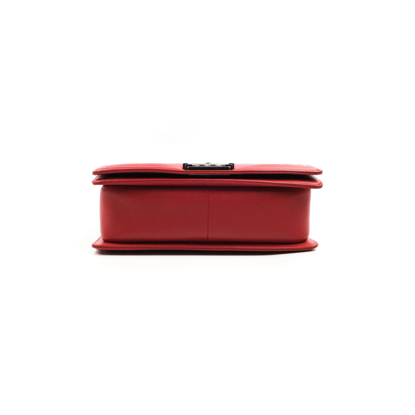Chanel Medium Boy Chevron Red Calfskin Ruthenium Hardware