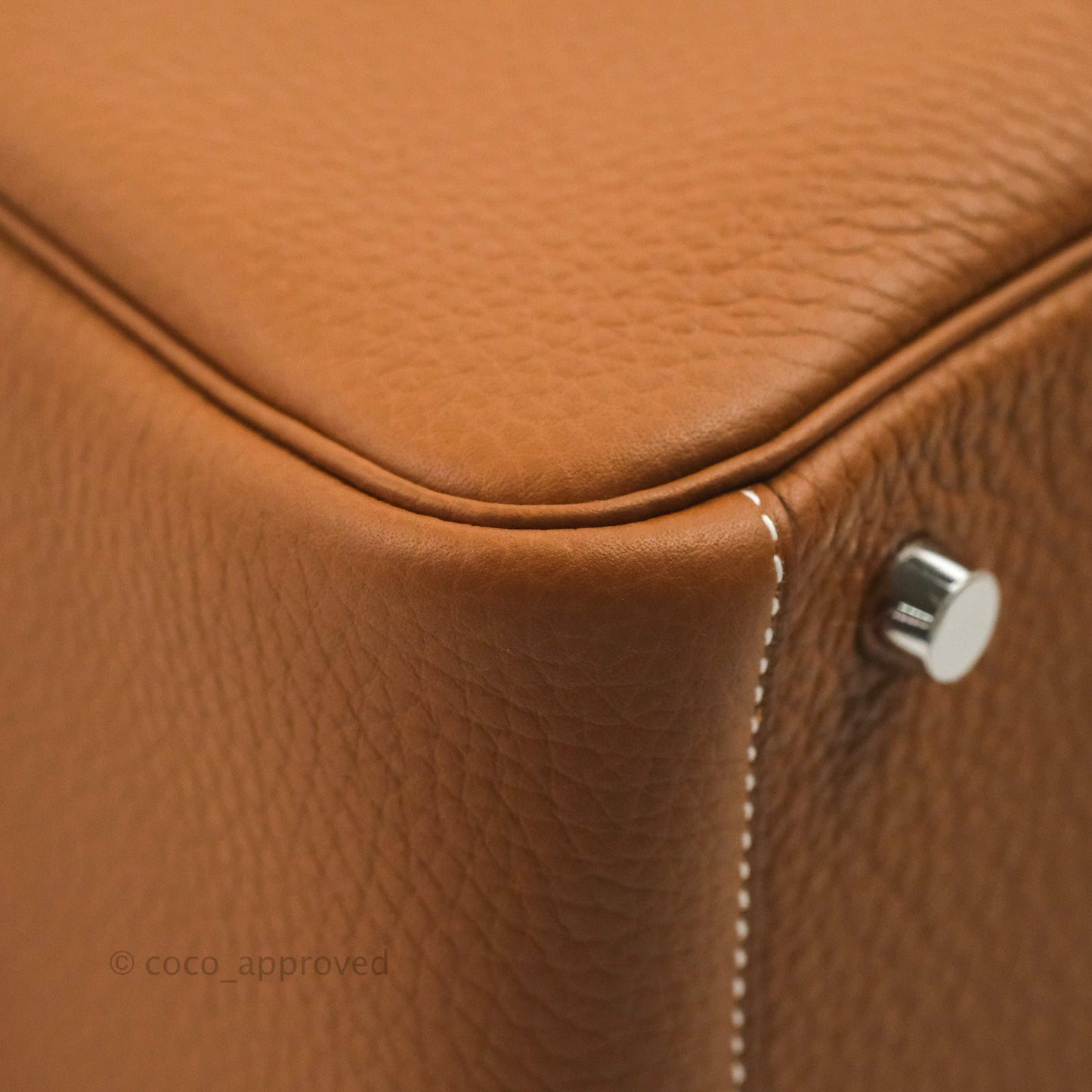 Hermès Lindy 26 Gold Clemence Palladium Hardware
