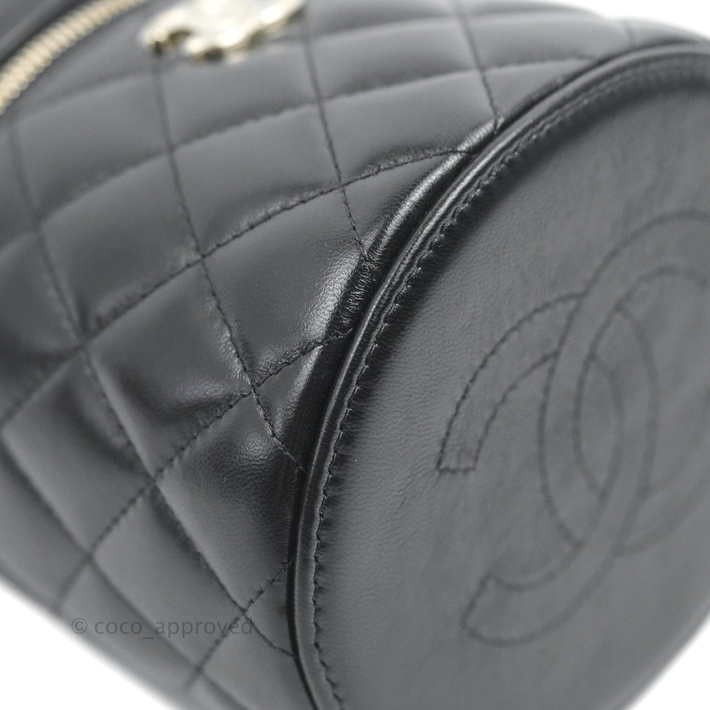 Chanel Small Top Handle Vanity Case Black Shiny Lambskin Gold Hardware 22S