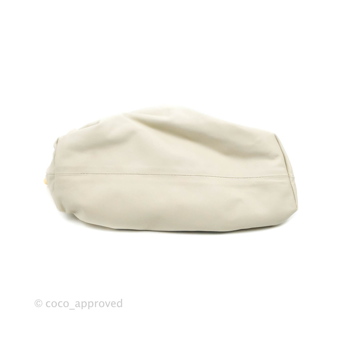 Bottega Veneta Chain Pouch in Plaster Calfskin