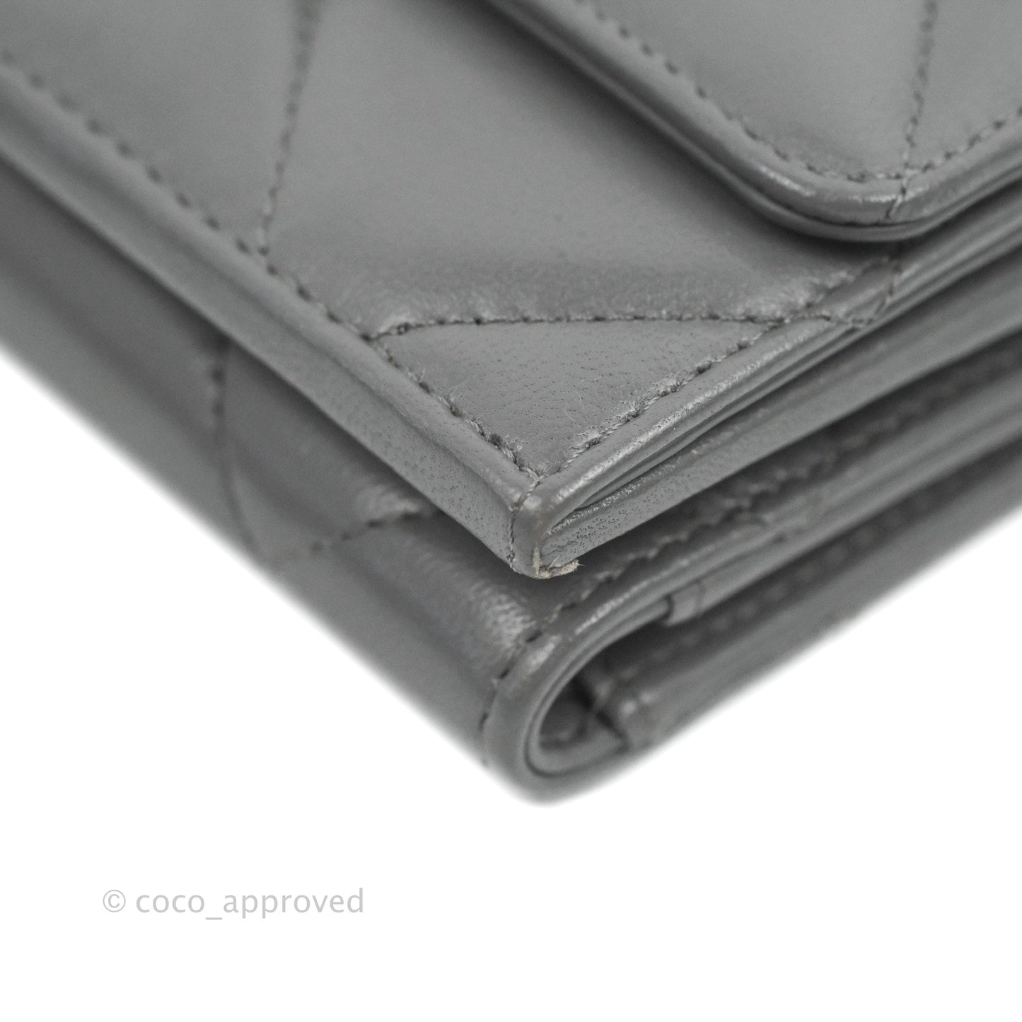 Chanel 19 Grey Short Trifold Wallet Lambskin