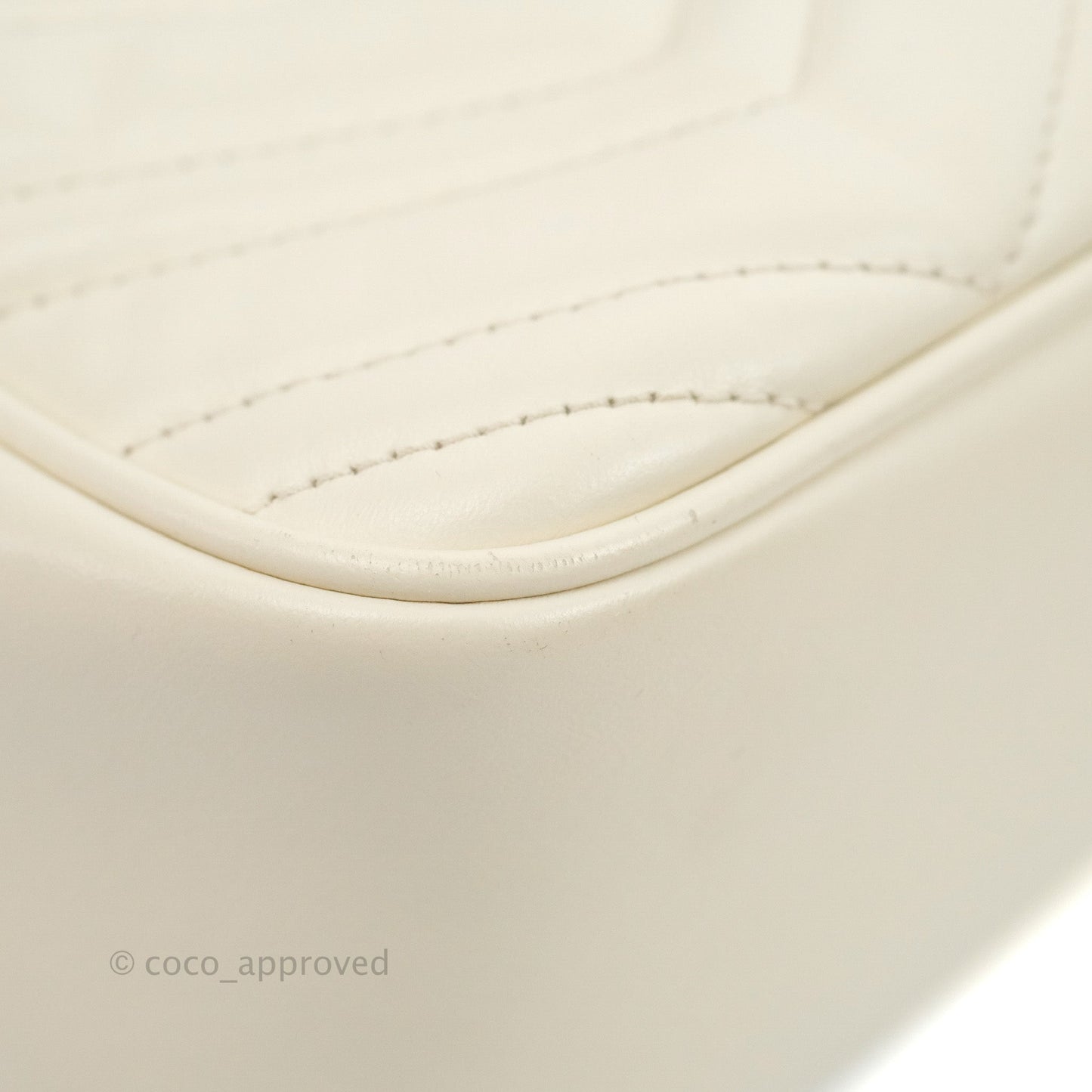 Gucci Small Matelasse GG Marmont Camera Bag White Calfskin Gold Hardware