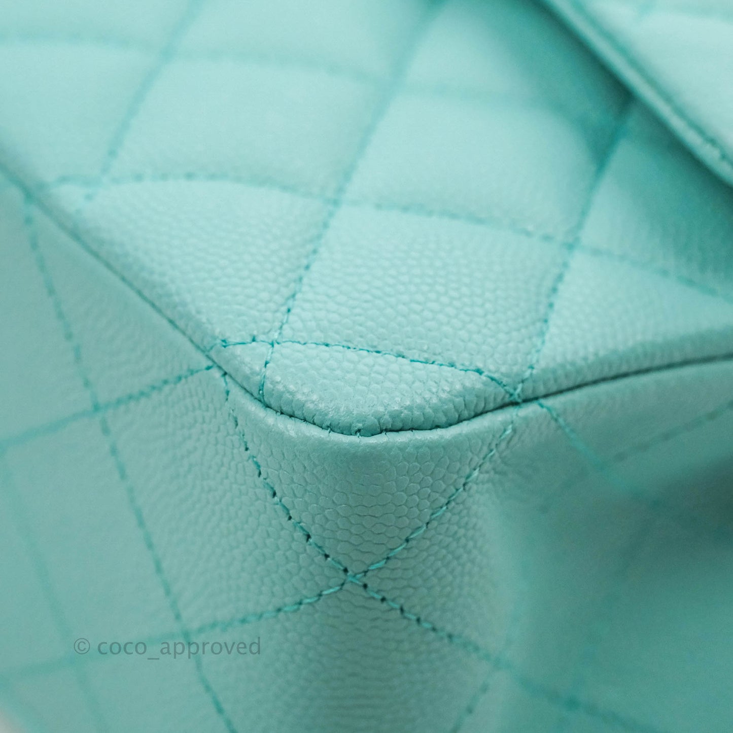 Chanel Classic M/L Medium Flap Quilted Tiffany Blue Caviar Gold Hardware