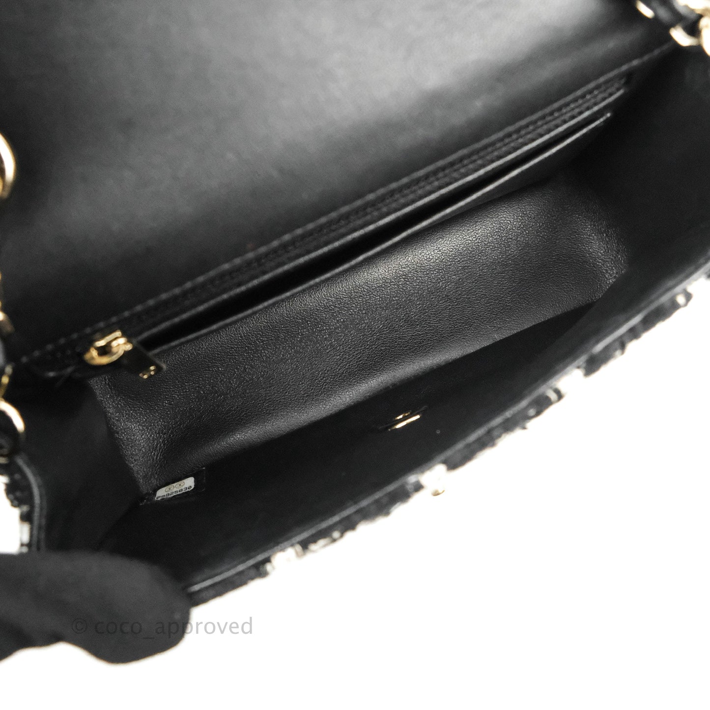 Chanel Quilted Mini Rectangular Flap Tweed Houndstooth Black & White Gold Hardware